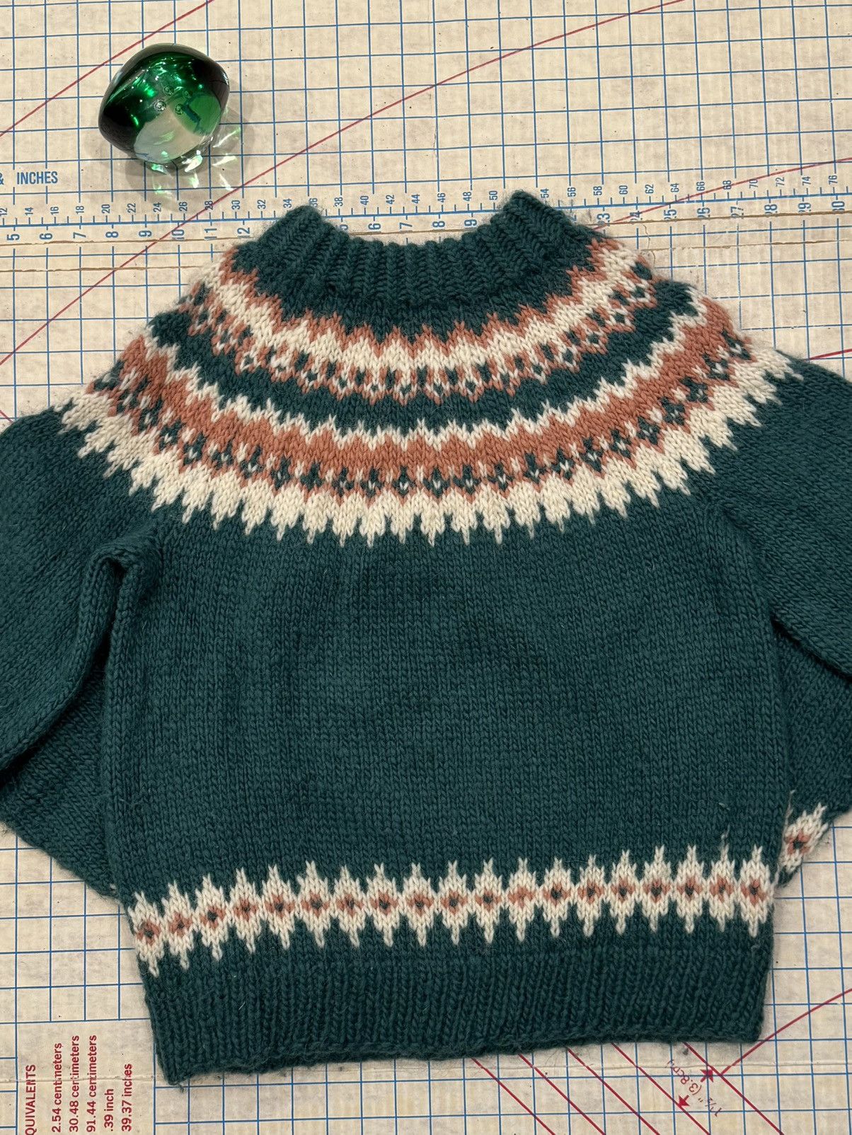 Vintage Vintage Hand Knit Icelandic Wool Sweater Fits Size Small Size US S / EU 44-46 / 1 - 6 Thumbnail