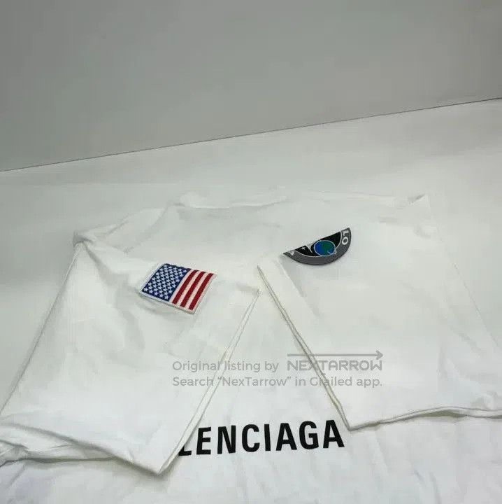Balenciaga Balenciaga NASA Collaboration Oversized White T. Size US XS / EU 42 / 0 - 7 Thumbnail