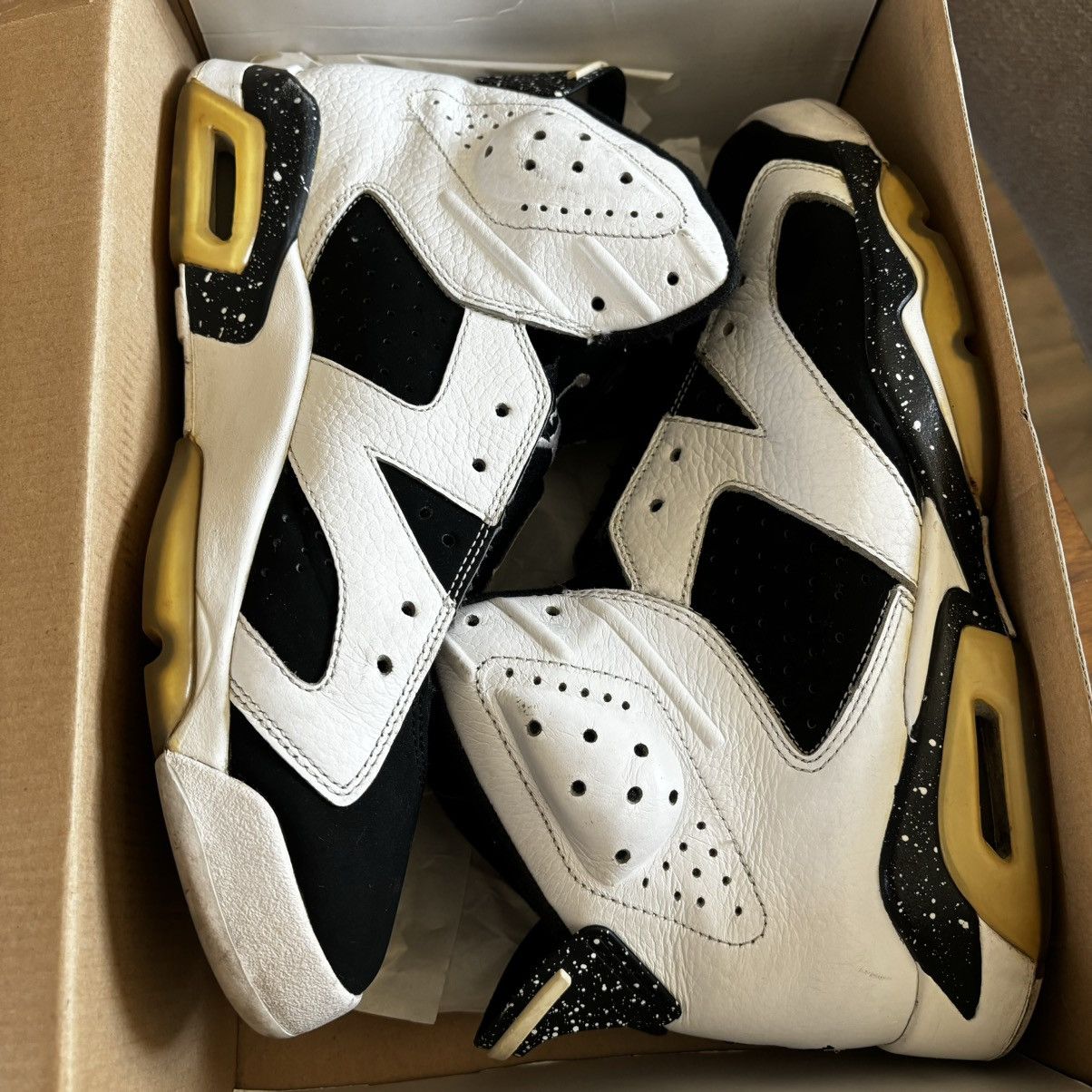 Nike Nike Air Jordan 6 Oreo Size US 10.5 / EU 43-44 - 11 Thumbnail
