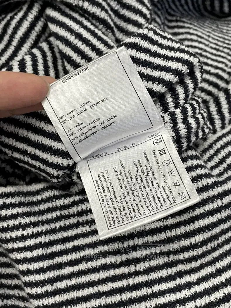 Chanel 23C black and white striped logo double C long slee