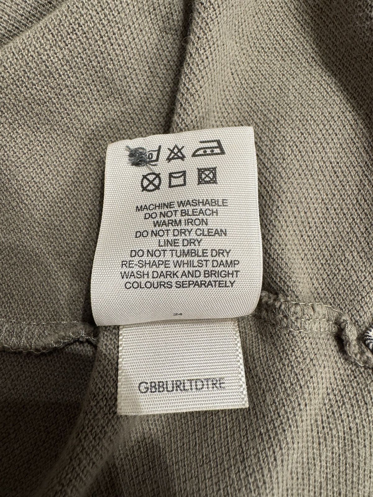 Burberry Green Burberry Polo Size US M / EU 48-50 / 2 - 6 Thumbnail