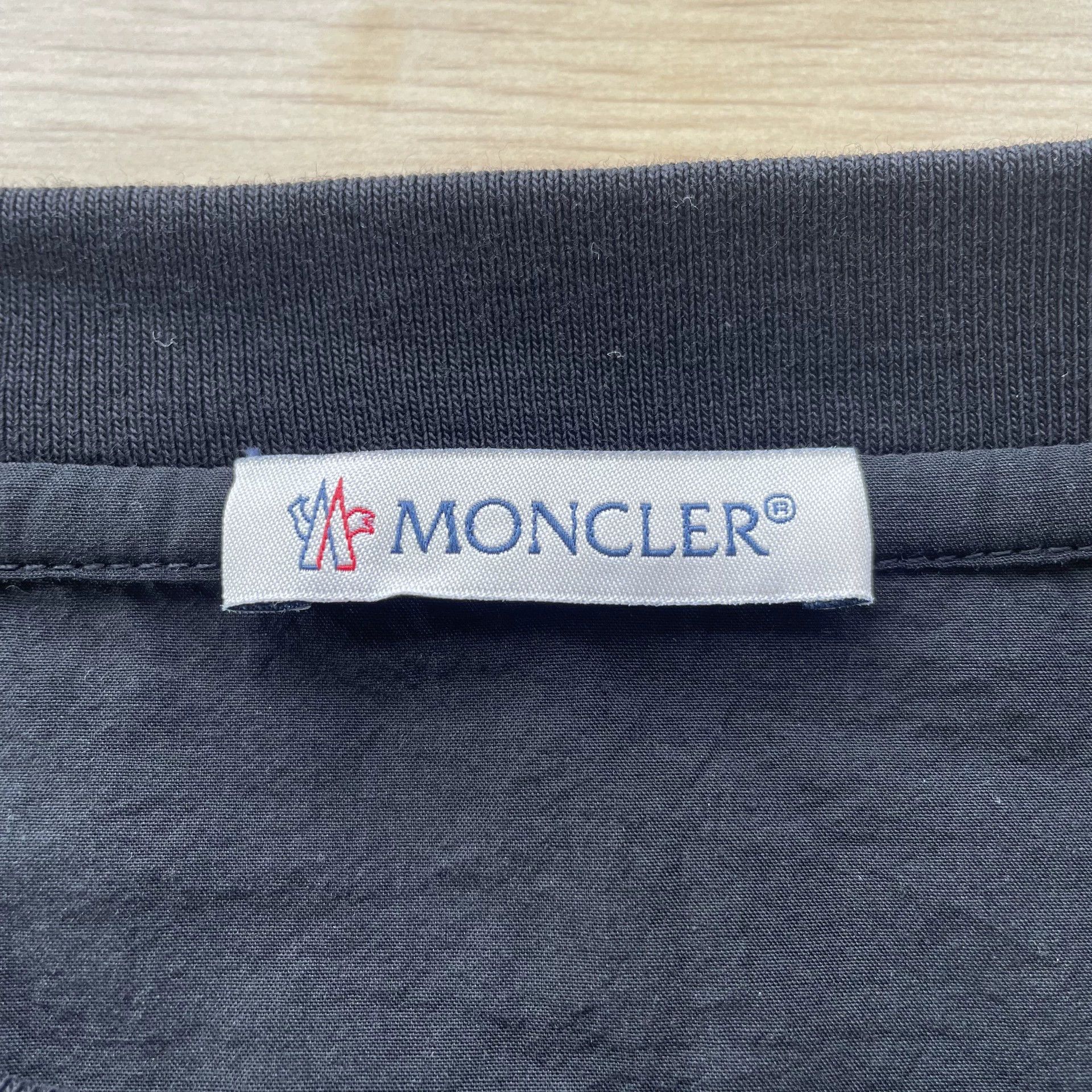 Moncler Moncler Colorblock Short Tee Women's Black XS 99 New Size XS / US 0-2 / IT 36-38 - 5 Thumbnail