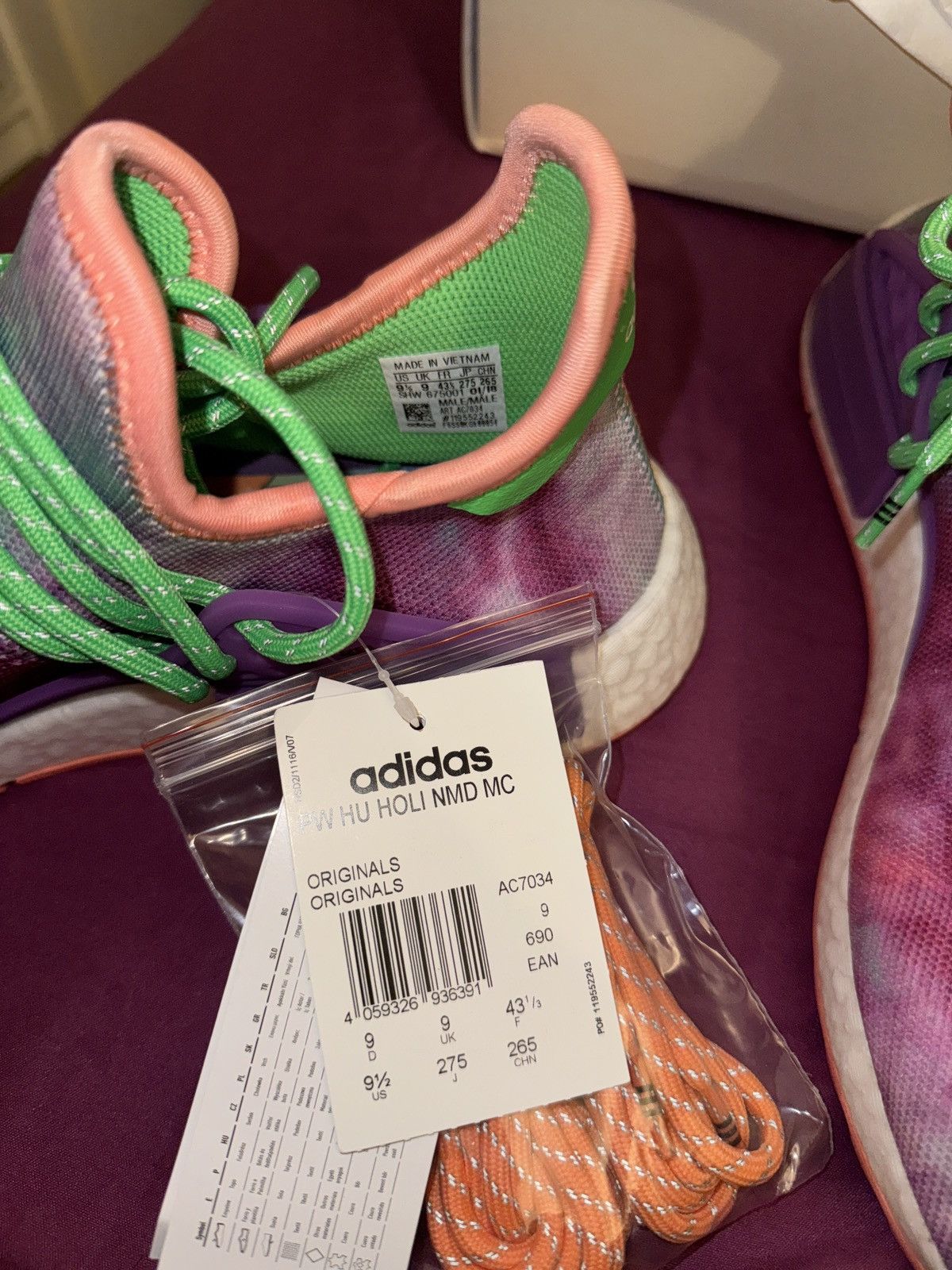 Adidas Adidas nmd chalk coral Size US 9.5 / EU 42-43 - 6 Thumbnail