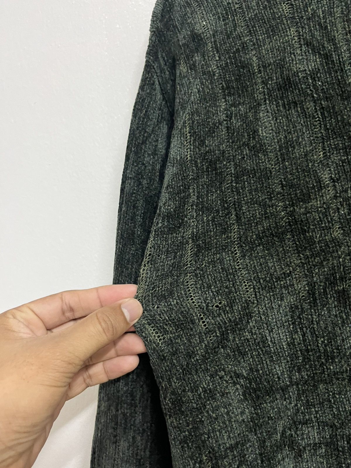 Gianni Valentino 💥Offer💥Vintage Gianni Valentino Distressed Knitwear Size US L / EU 52-54 / 3 - 5 Thumbnail