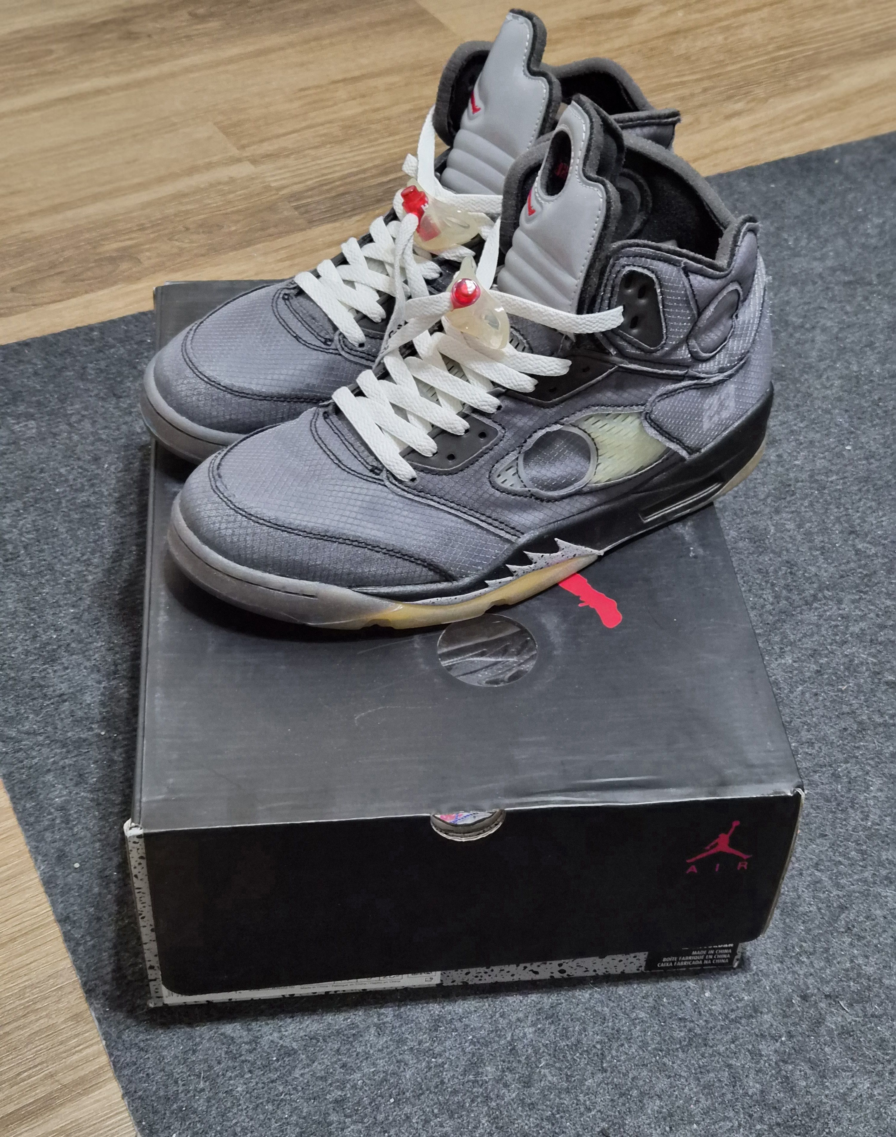 Off-White Air Jordan 5 Muslin