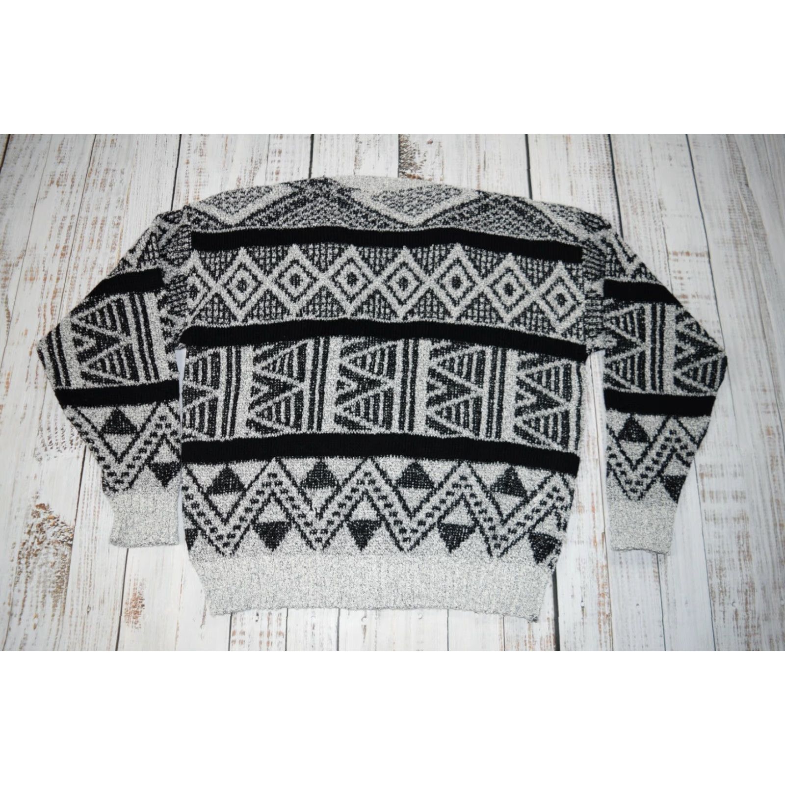 Vintage VINTAGE JJ COCHRAN Cardigan Geometric Knit Wool Blend 80s Geometric Mens XL Black 80s Vintage Wool Cardigan Mens Size US L / EU 52-54 / 3 - 8 Thumbnail