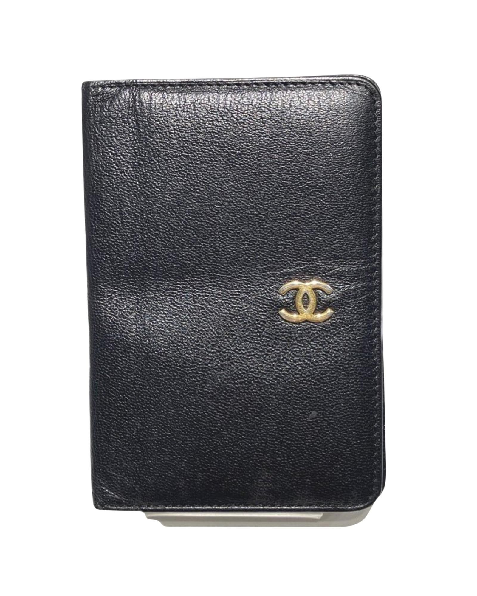 image of Chanel Sophisticated Leather Item With Timeless Elegance in Black, Women's
