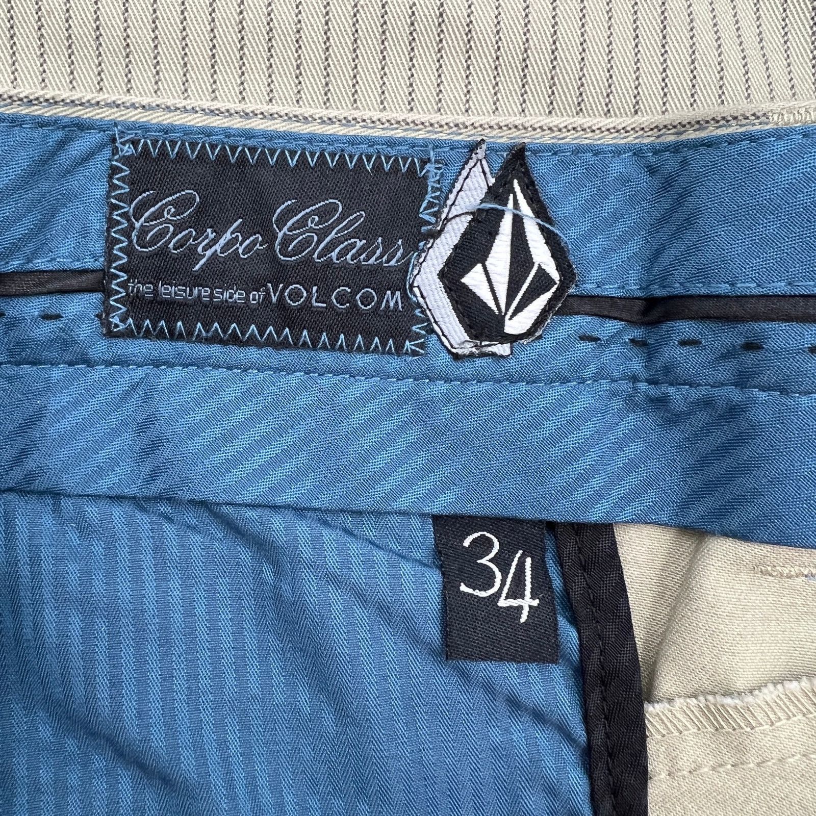 Vintage × Volcom Volcom Corpo Class Pinstripe Shorts Frickin Stripe Chino Size US 34 / EU 50 - 2 Thumbnail