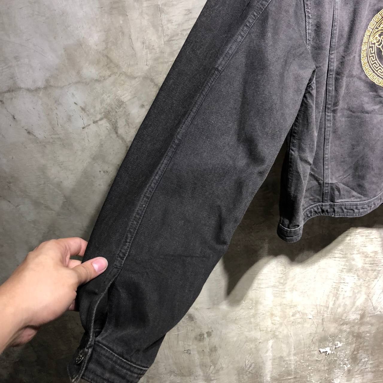 Versace Versace Embroidered Logo Denim jacket Size US S / EU 44-46 / 1 - 9 Thumbnail