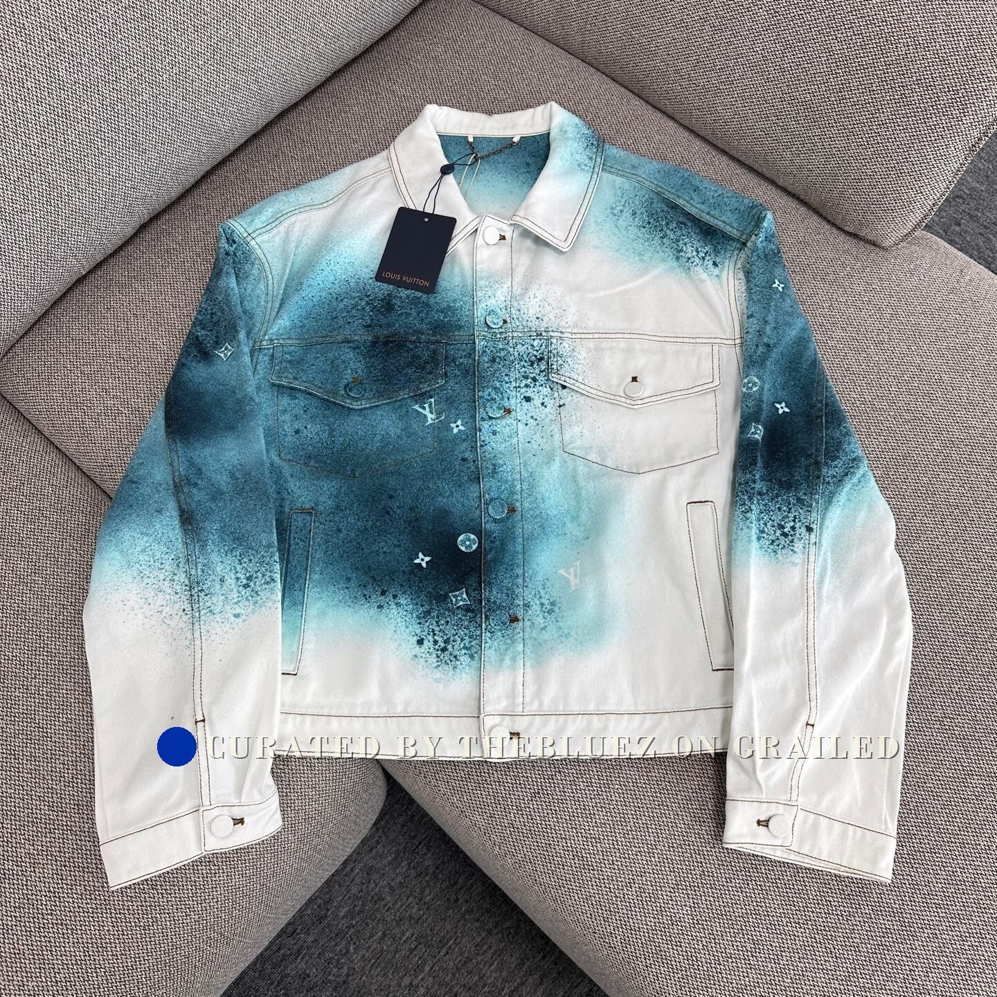 Louis Vuitton Louis Vuitton SS23 Spray Paint Single-Breasted Denim Jacket Size US L / EU 52-54 / 3 - 1 Thumbnail
