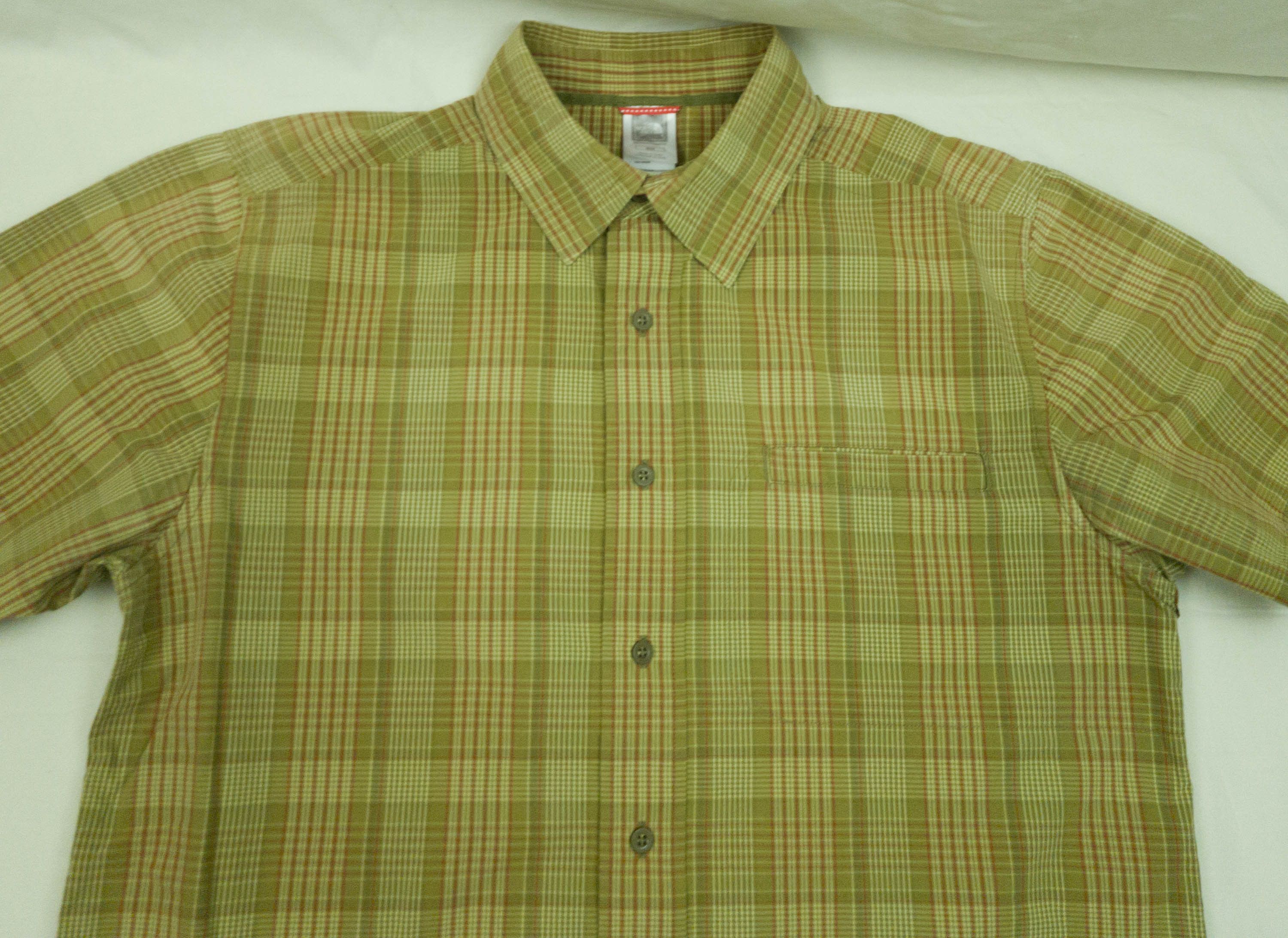 The North Face THE NORTH FACE SHIRT SHORT SLEEVE COTTON SIZE M-L (LABEL M) Size US M / EU 48-50 / 2 - 4 Thumbnail