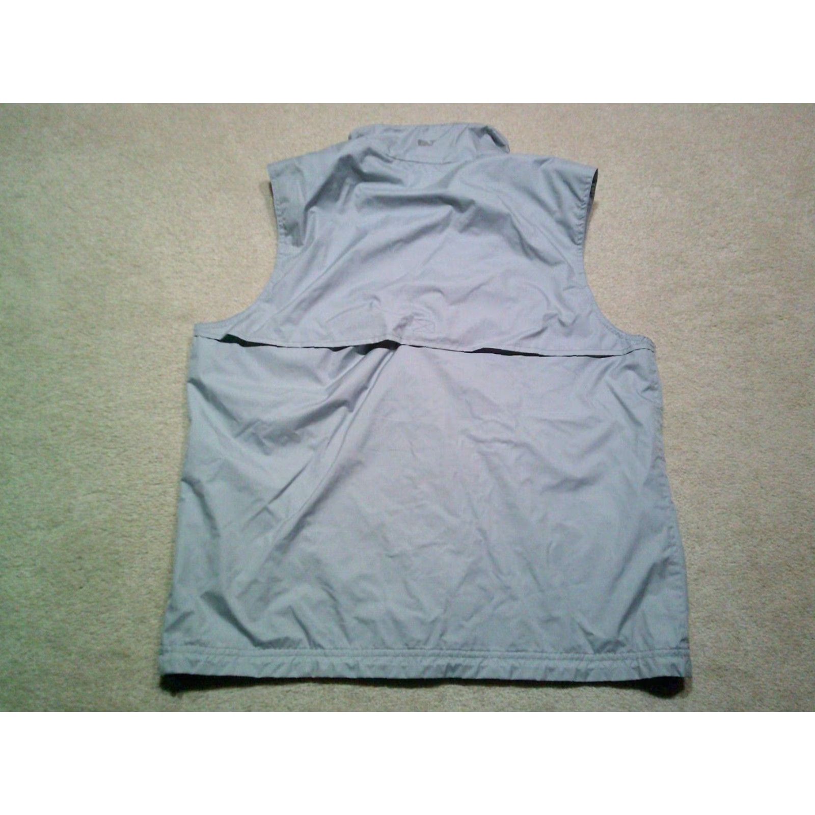 Vineyard Vines Vineyard Vines Performance Full Zip Vest Mens M Gray Reflective Windbreaker Category: Vest Size US M / EU 48-50 / 2 - 2 Thumbnail