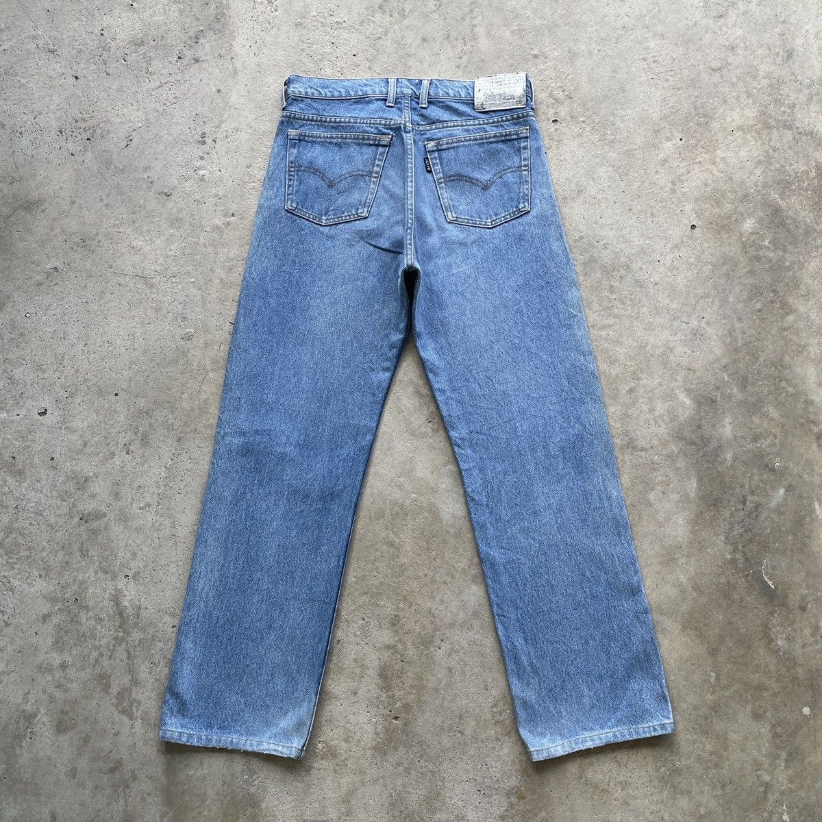 Levi's Vintage Clothing Vintage Levi’s Black Tag Distressed Faded Jeans Denim Pants Size US 30 / EU 46 - 14 Thumbnail