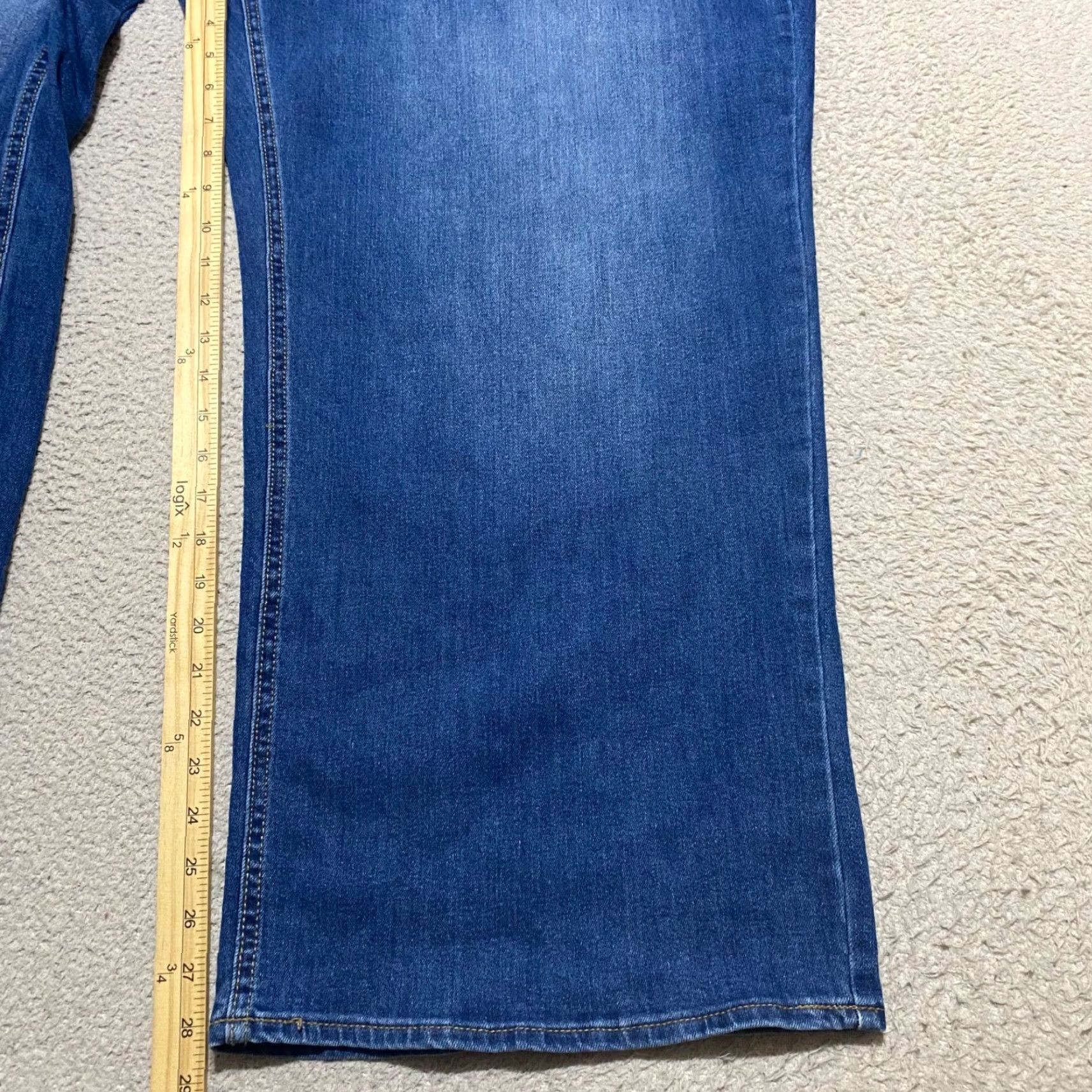 Old Navy **NWT Old Navy Blue Jeans Women's 26 Medium Wash High Rise Wide Leg** User: NWT Old Navy Blue Jeans Women's 26 Medium Wash High Rise Wide Leg Size 26" / US 2 / IT 38 - 6 Thumbnail