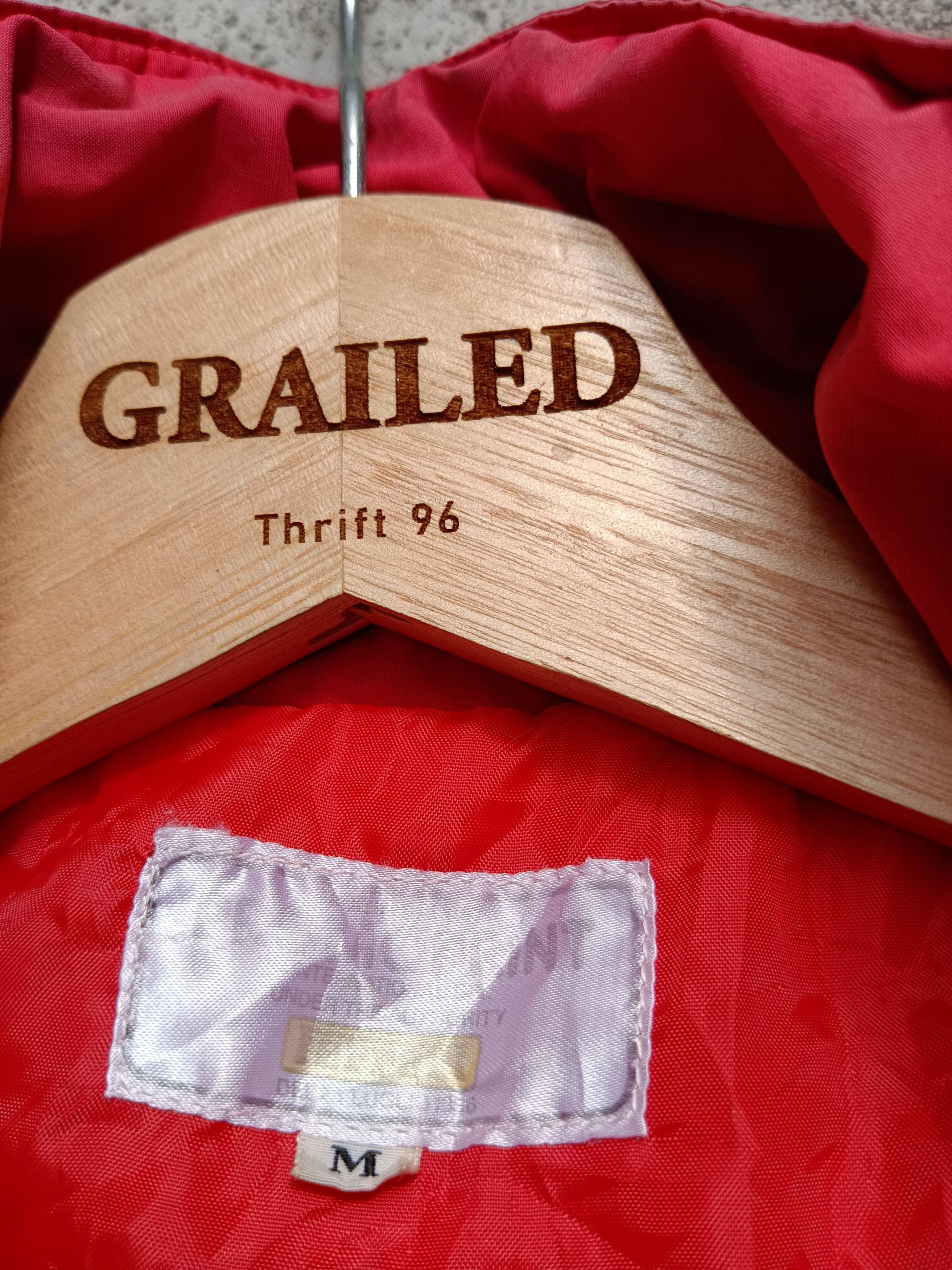 Ferrari 🔥 VINTAGE FERRARI 🐎JACKET 🔥 sun feded 🔥 VERY RARE 🔥 Size US L / EU 52-54 / 3 - 9 Thumbnail
