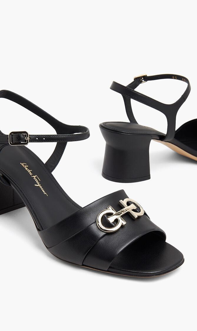 Salvatore Ferragamo o1y0426 Buckle-fastening Ankle Strap Sandals in Black Size US 5.5 / IT 35.5 - 3 Thumbnail