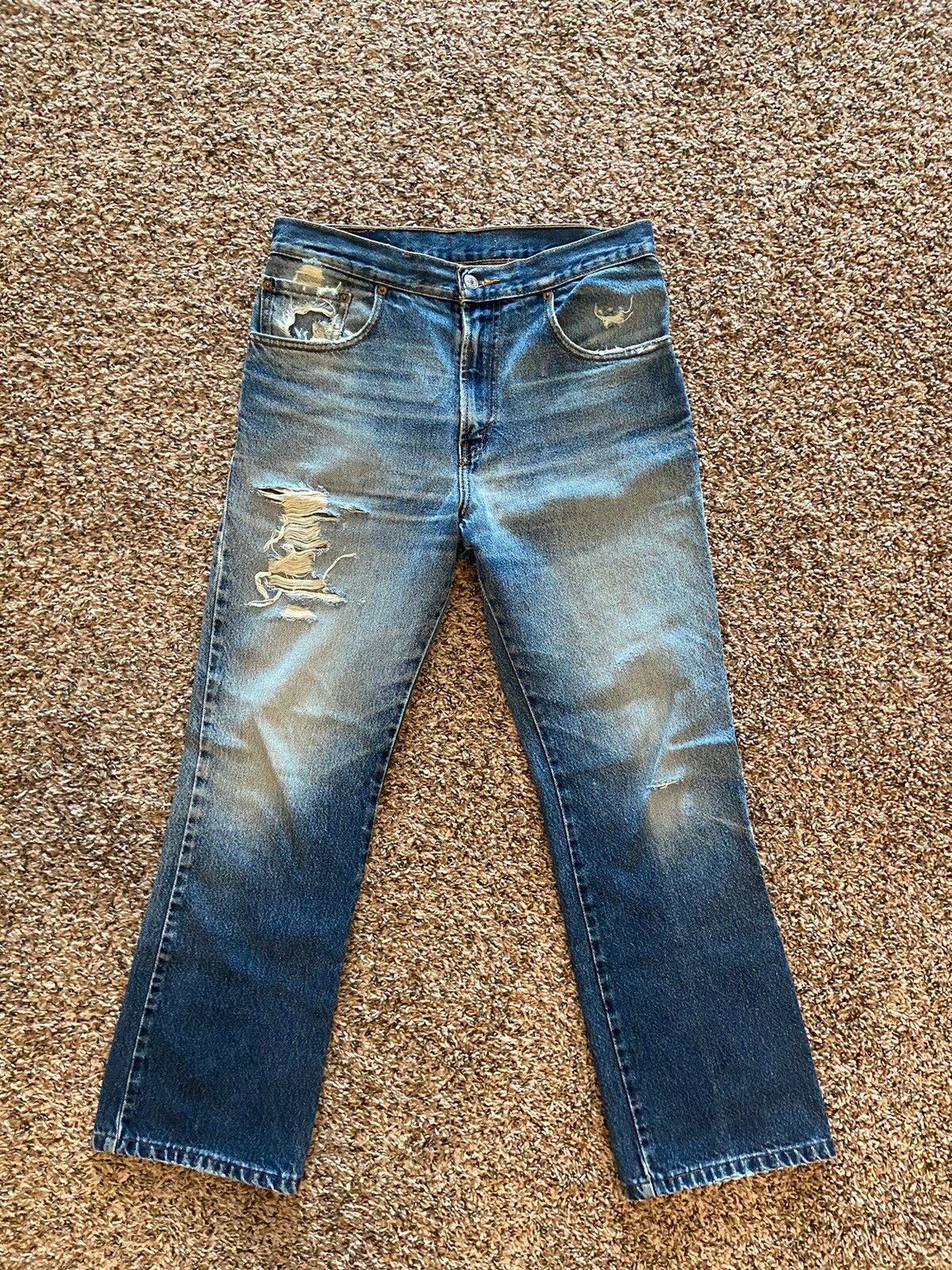 Vintage Vintage Levi’s 505 Distressed Denim Jeans Size US 30 / EU 46 - 1 Preview