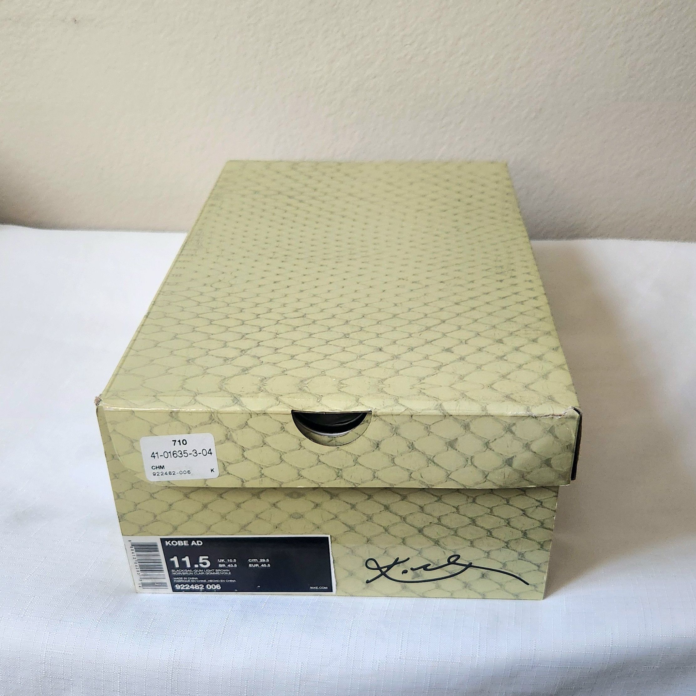 Nike Nike Kobe A.D. Men's SZ 12 922484-006 Black Gum sole Rare Size US 11.5 / EU 44-45 - 5 Thumbnail