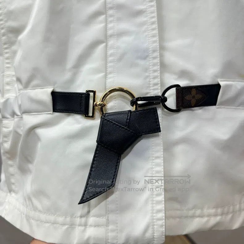 Louis Vuitton Louis Vuitton Presbyopic Logo hooded parka jacket Size XXS / US 00 / IT 34 - 6 Thumbnail