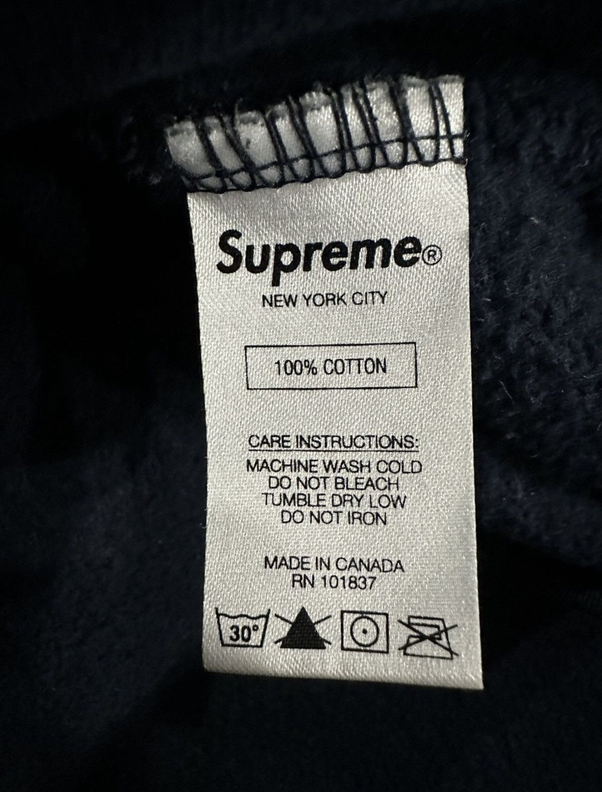 Supreme Supreme Size US L / EU 52-54 / 3 - 5 Thumbnail