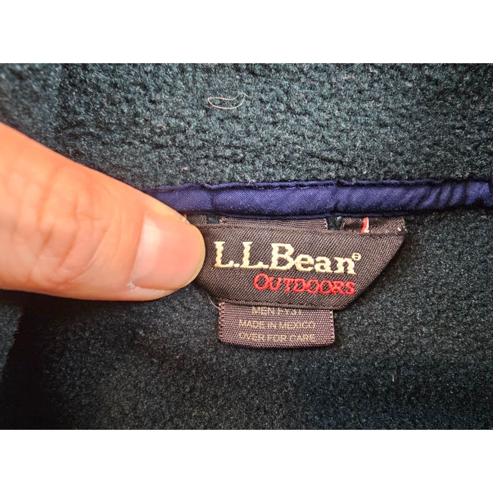 Vintage VINTAGE LL BEAN OUTDOOR GREEN FLEECE FULL ZIP UP SZ MEDIUM TALL SHIRt Mens Green Full Zip 90s LL Bean Outdoor Fleece Full Zip Mens Size US M / EU 48-50 / 2 - 5 Thumbnail