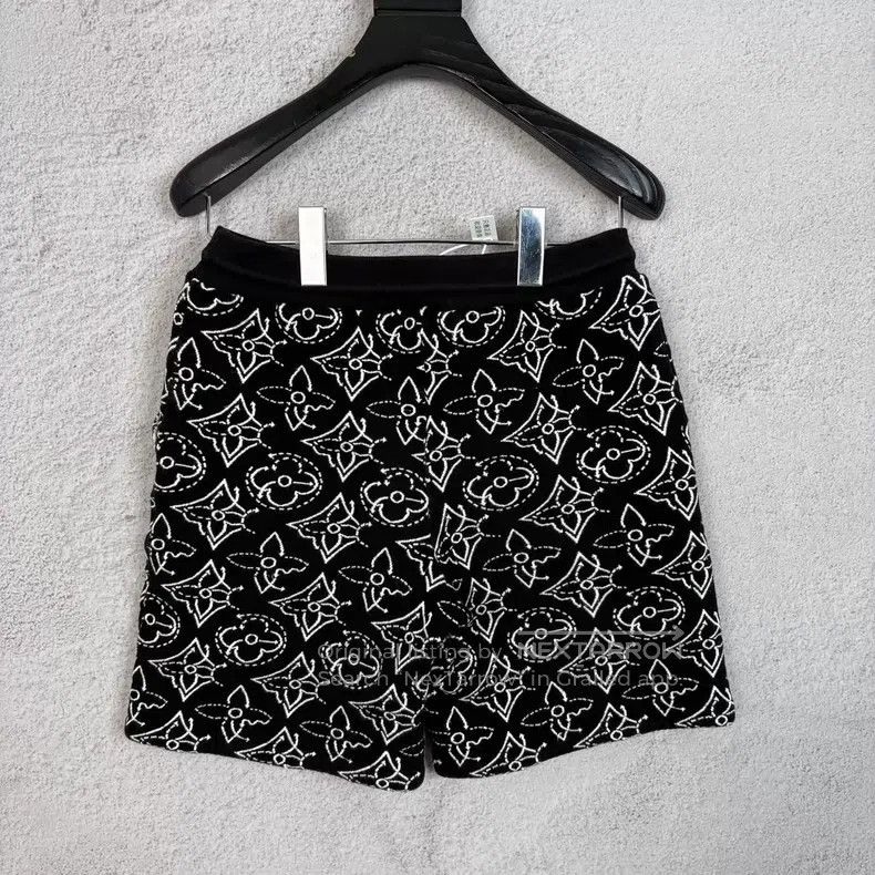Louis Vuitton Louis Vuitton size xs Black Floral Full Print Elastic Strai Size US 28 / EU 44 - 2 Thumbnail