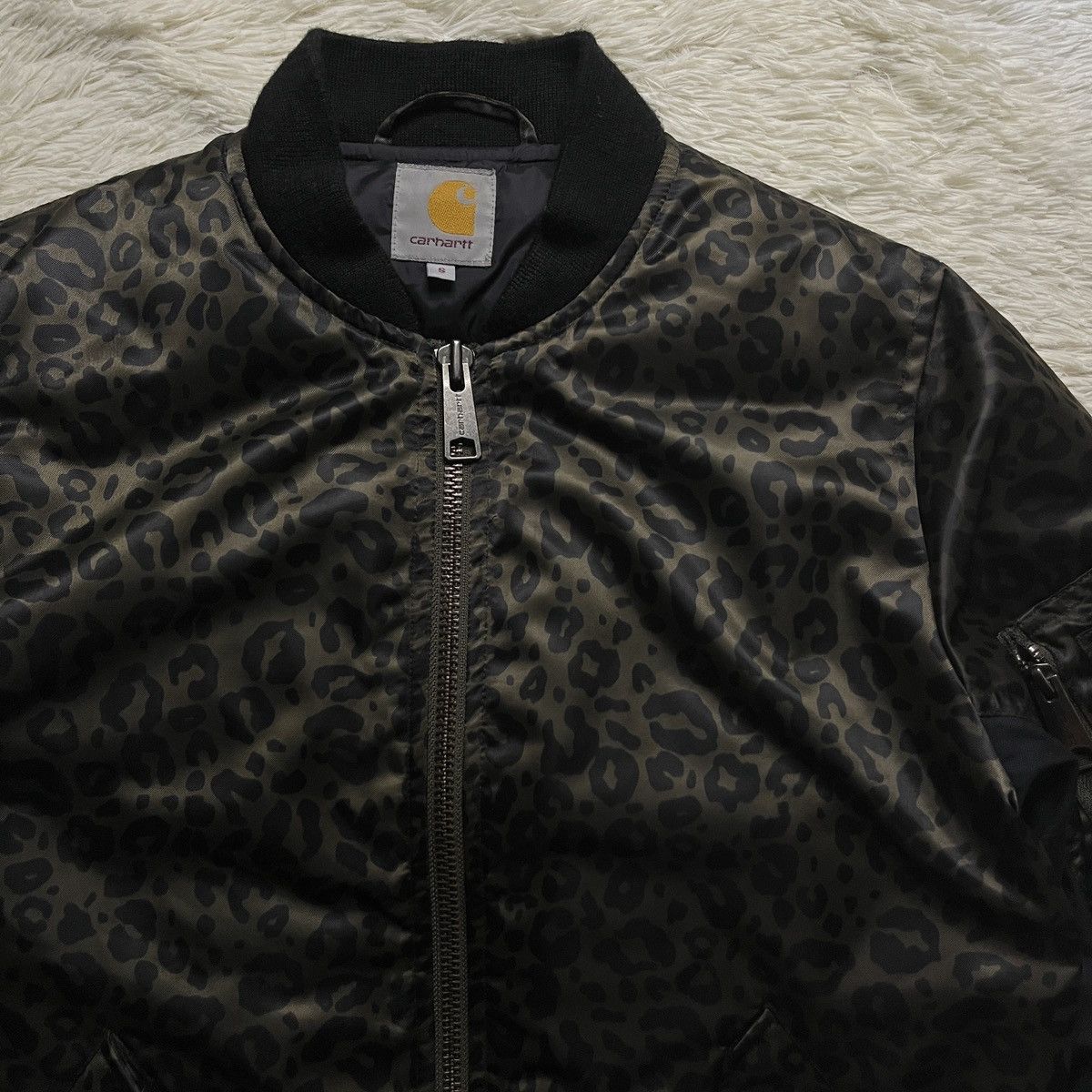 Carhartt Wip Rare Carhartt Ashton Blouson Leopard Bomber Jacket Size US S / EU 44-46 / 1 - 2 Thumbnail
