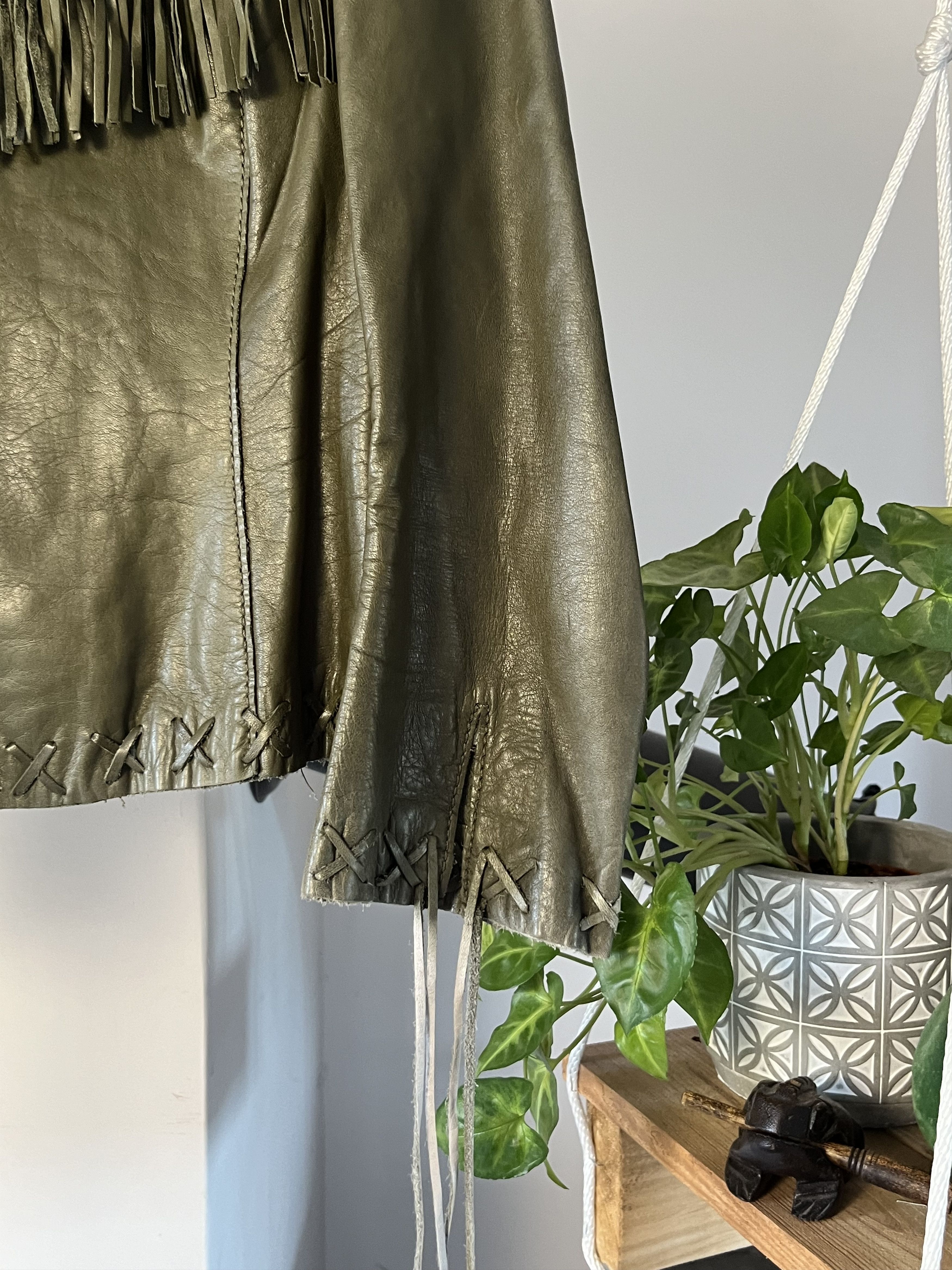 Vintage Vintage Fringe Leather Jacket Green Native USA Size US S / EU 44-46 / 1 - 6 Thumbnail