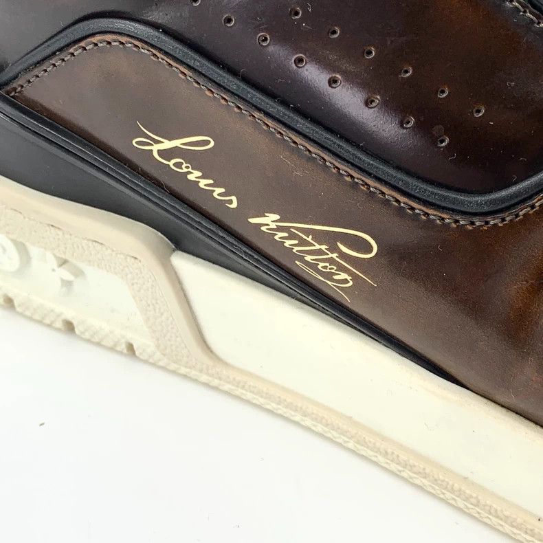 Louis Vuitton Louis Vuitton Brown patent leather lace-up board shoes Size US 9.5 / EU 42-43 - 8 Thumbnail