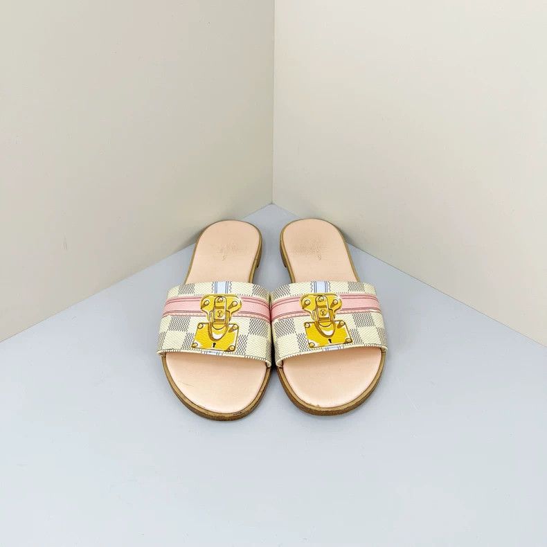 Louis Vuitton louis vuitton checkerboard slide sandals size 37-dmc Size US 7 / EU 40 - 1 Thumbnail