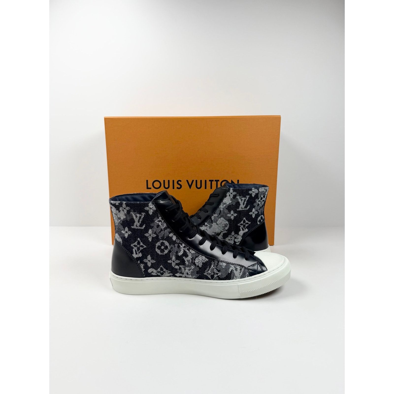 Louis Vuitton Size 7LV/8US - Louis Vuitton Tattoo Denim High Top NEW Size US 8 / EU 41 - 6 Thumbnail