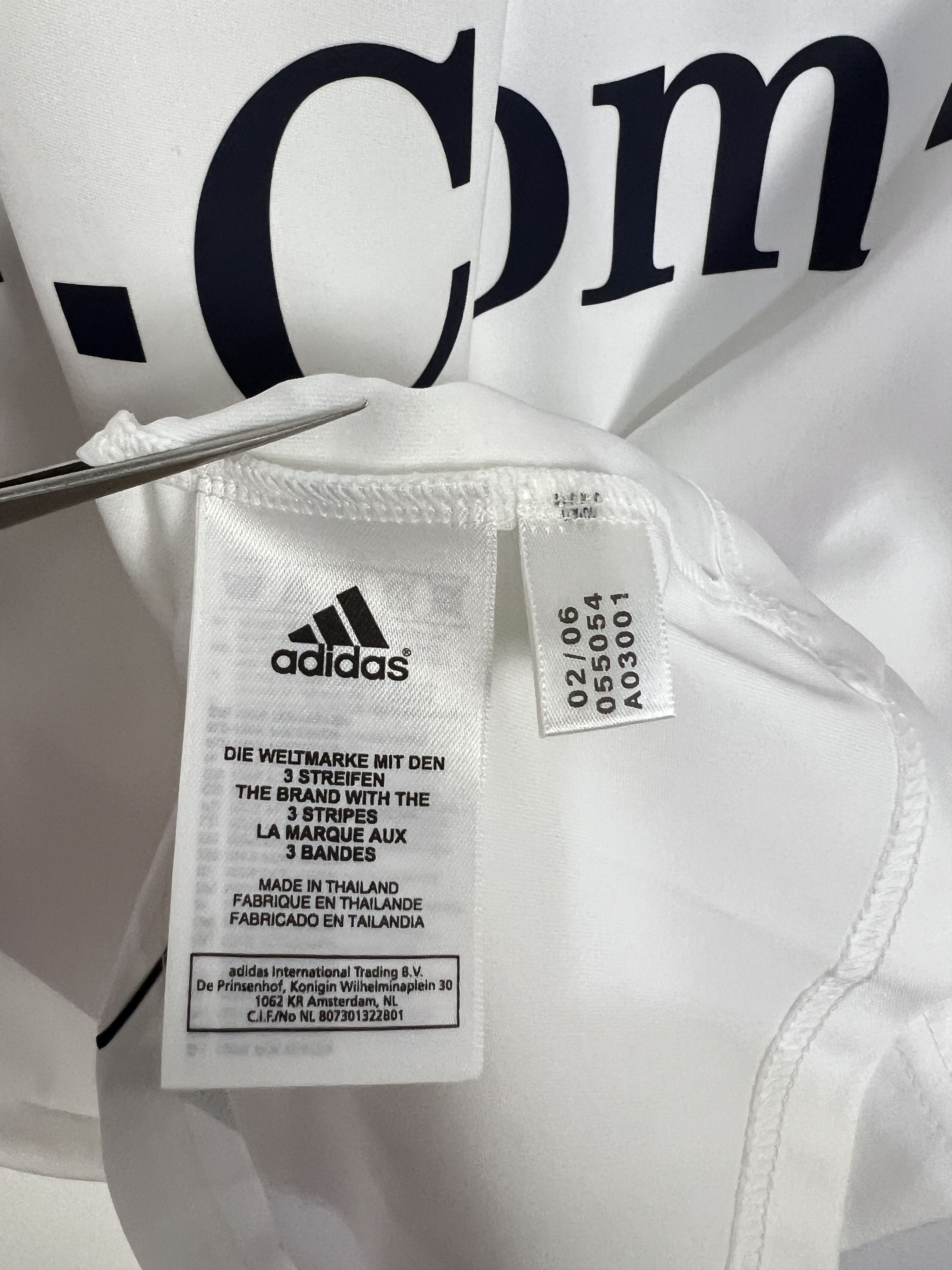 Adidas Bayern Munich Away football shirt 2006 Soccer Adidas Size US L / EU 52-54 / 3 - 8 Thumbnail