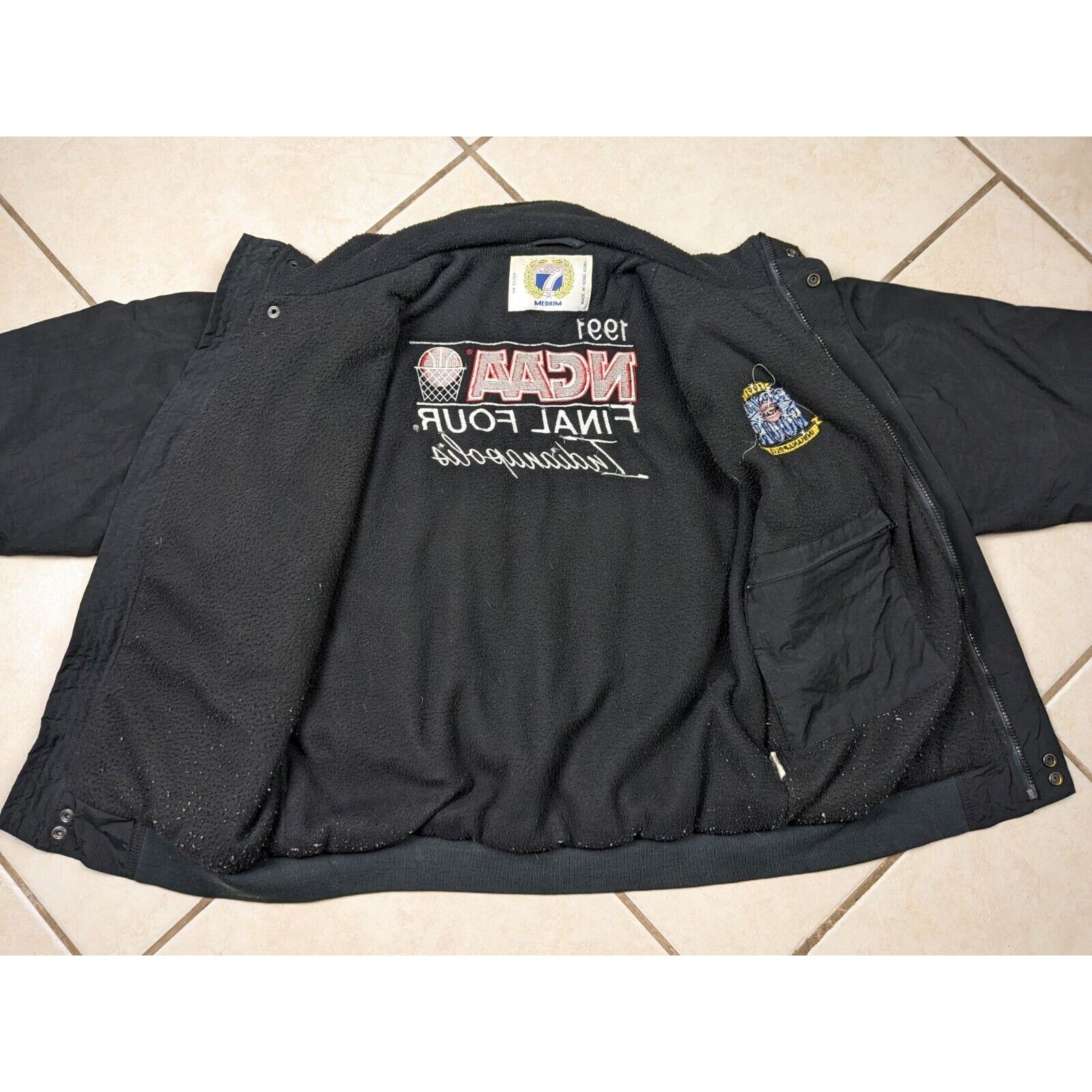 Logo 7 Vtg 1991 NCAA Final 4 Bomber Style Jacket Embroidered Logo 7 Size US M / EU 48-50 / 2 - 9 Thumbnail