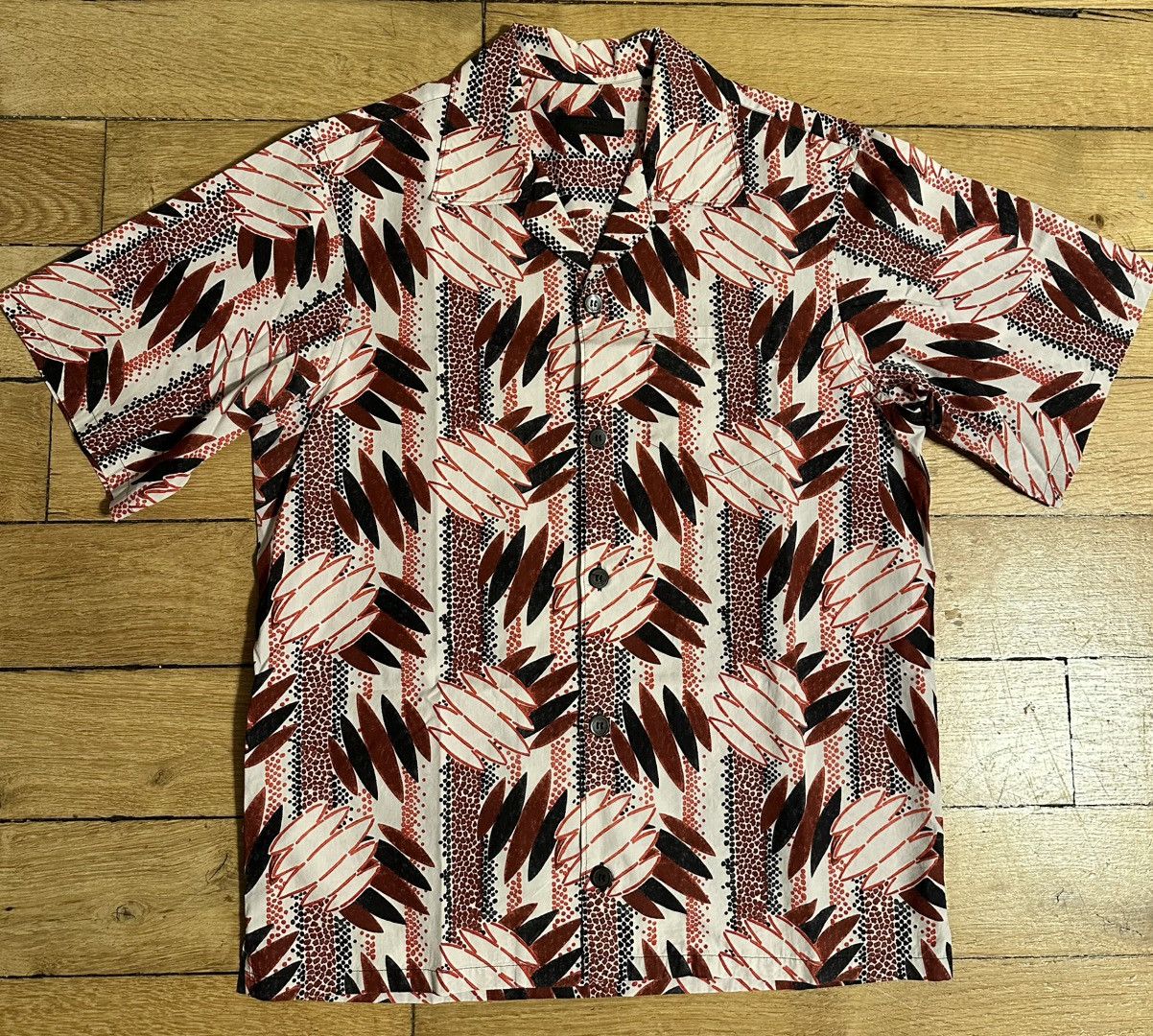 Prada Prada SS 2016 Printed Short Sleeve Shirt Size US M / EU 48-50 / 2 - 1 Thumbnail