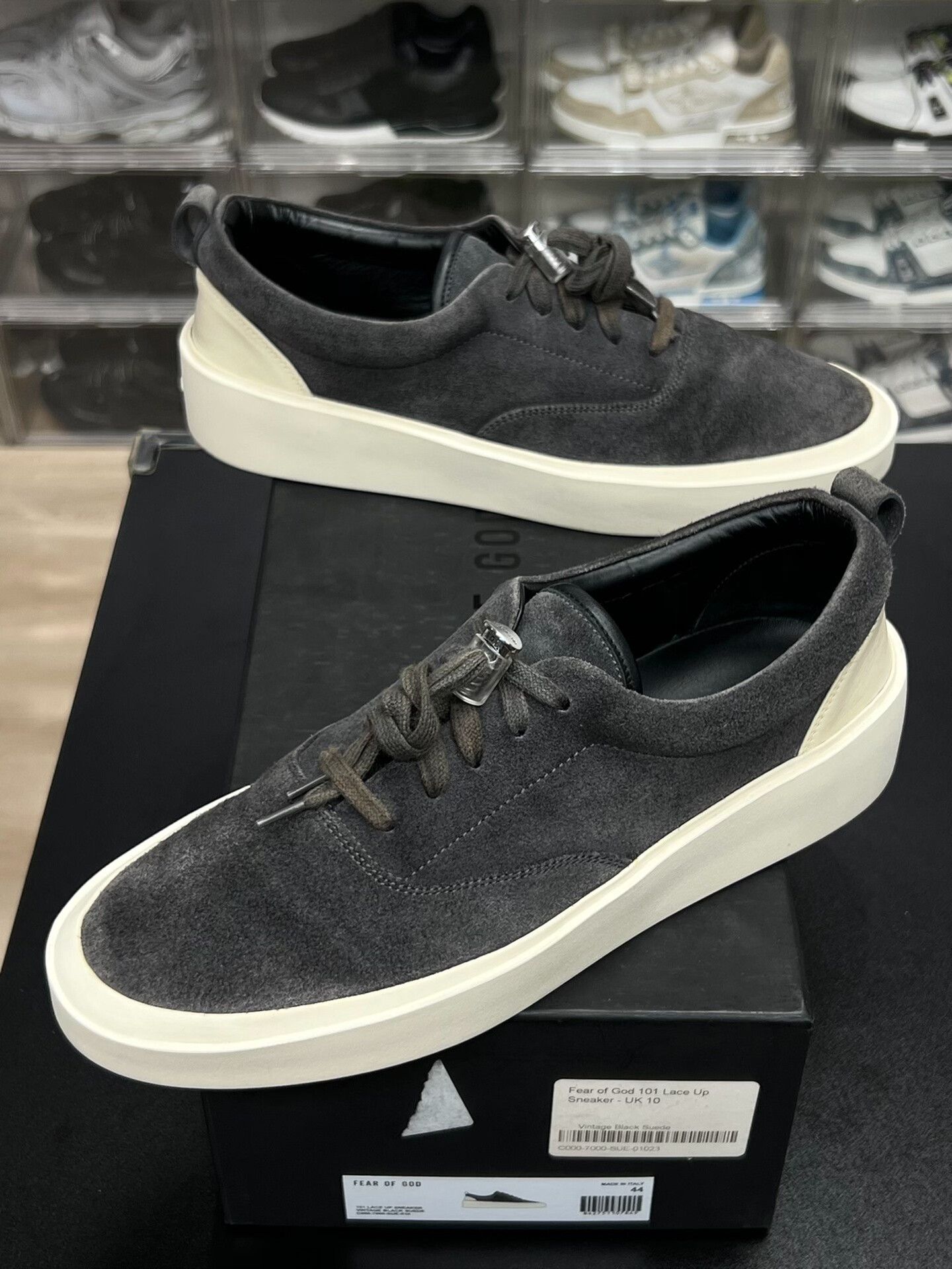 Fear of God Fear of God Retro Gray Lowtop Sneakers 11 Men Size US 11 / EU 44 - 1 Thumbnail