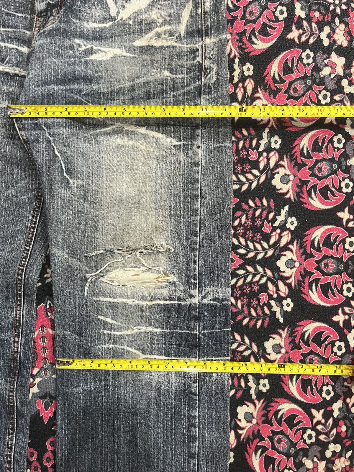 Le Grande Bleu (L.G.B.) ⚡️Distressed⚡️Vintage Lowbox “Michelin” Patches Whisker Jeans Size US 32 / EU 48 - 16 Thumbnail