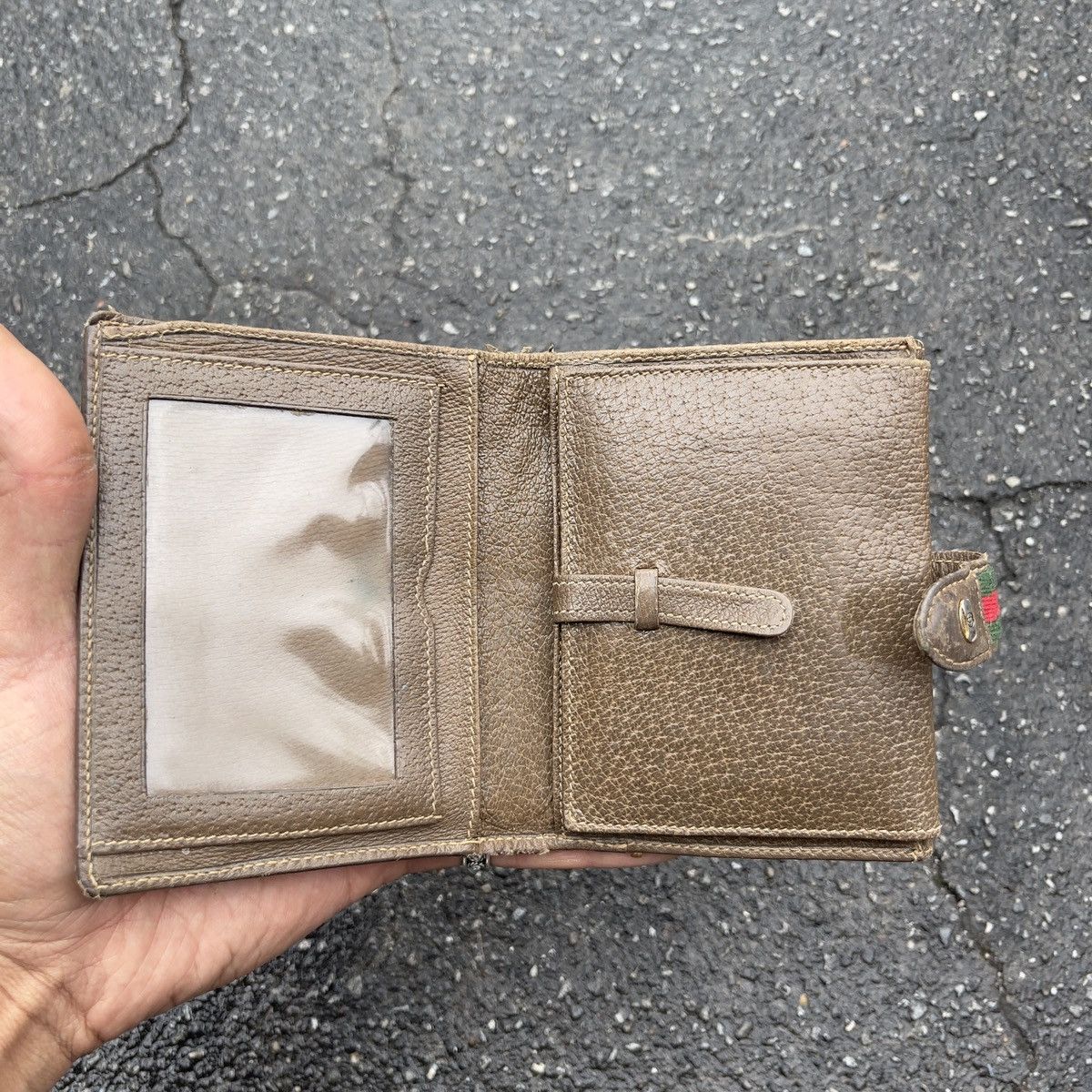 Gucci × Vintage Vintage GUCCI Leather Monogram Tri-Fold Wallet Size ONE SIZE - 10 Thumbnail