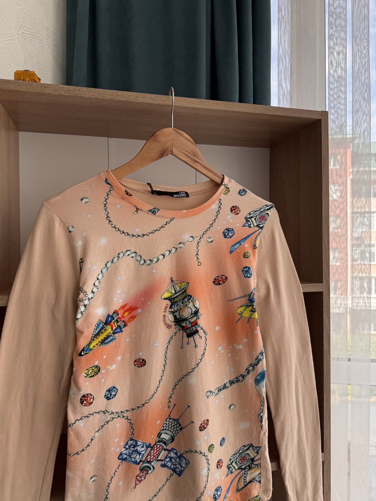 Love Moschino × Moschino × Vintage Vintage Love Moschino Luxury Space Galaxy LongSleeve Size M / US 6-8 / IT 42-44 - 2 Thumbnail