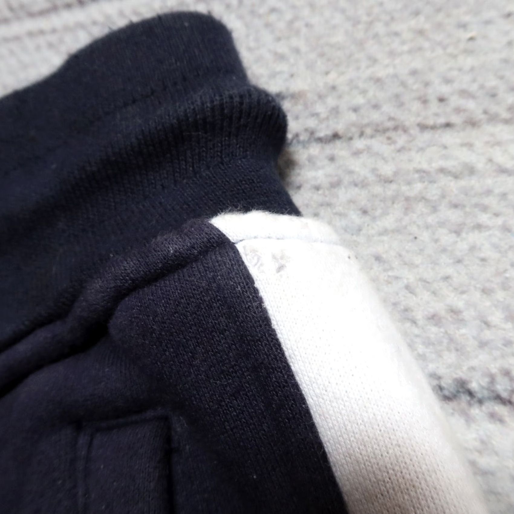 Vintage Iro-Ochi Hiroshima Baseball Sweatpants M Navy Mens Sizes M Sweatpants Baseball Shooting? Size US 31 - 5 Thumbnail