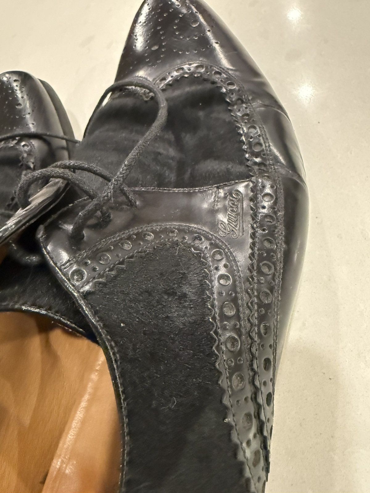 Gucci Gucci Black Leather and Pony Hair Brogues Size US 9.5 / EU 42-43 - 9 Thumbnail