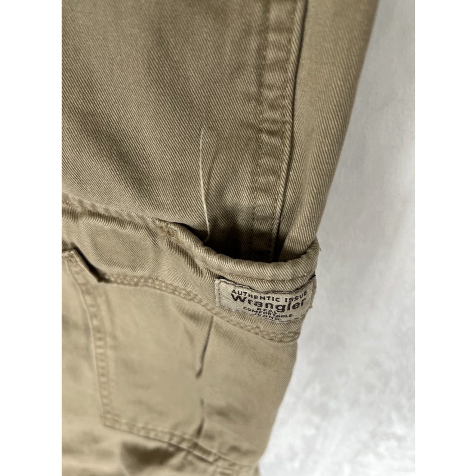 Wrangler Wrangler Cargo Pants Mens 40x32 Relaxed Fit Khaki Tan Utility Casual Size US 40 / EU 56 - 3 Thumbnail
