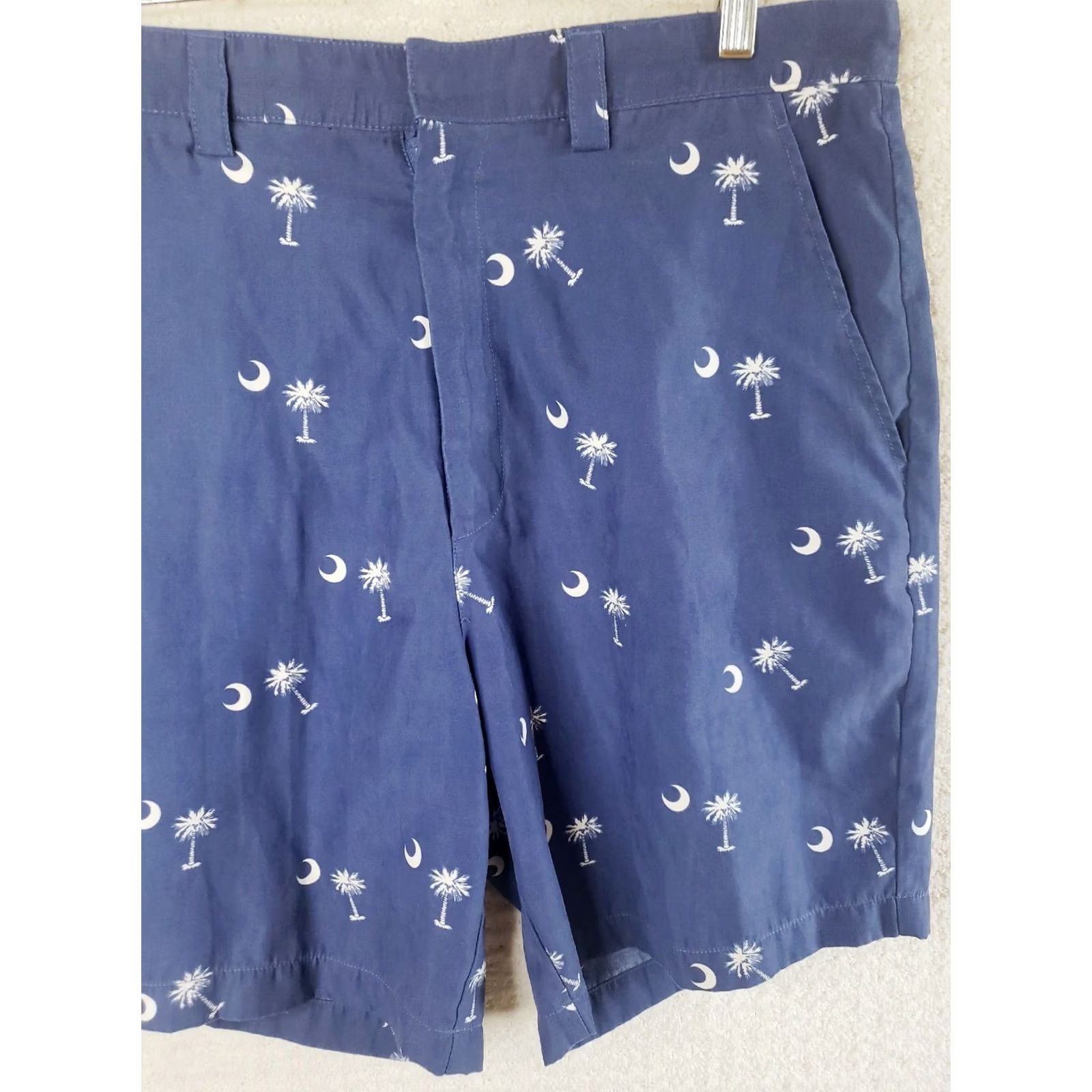 Vintage Bermuda Styles Men's Shorts 36x8 Blue Palmetto & Crescent Moon SC State Flag Flat Front Regular Inseam 8" Cotton Polyester Casual Size US 36 / EU 52 - 3 Thumbnail