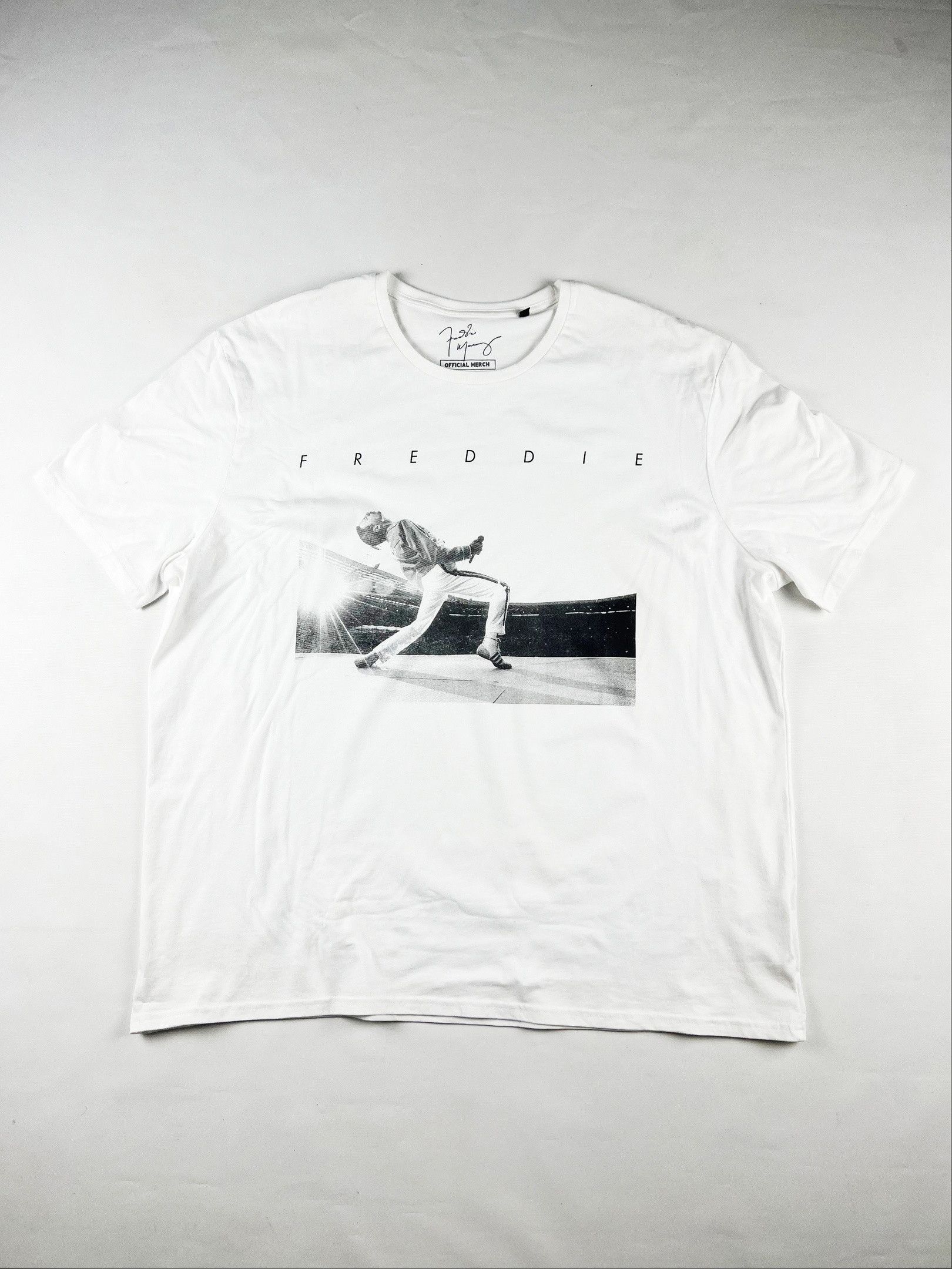 Band Tees Vintage Freddie Mercury T-shirt Size US XL / EU 56 / 4 - 1 Thumbnail