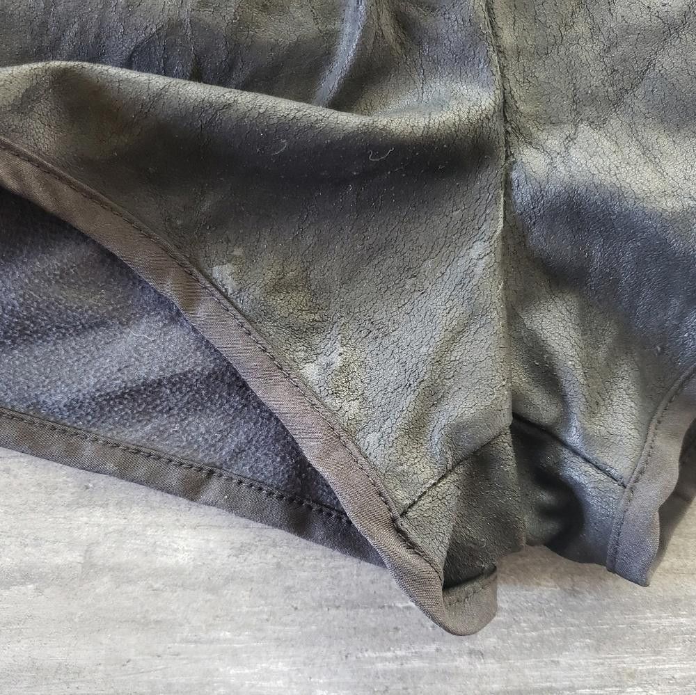 Designer Black Faux Leather Lily White High Waisted Short Size 26" / US 2 / IT 38 - 5 Thumbnail