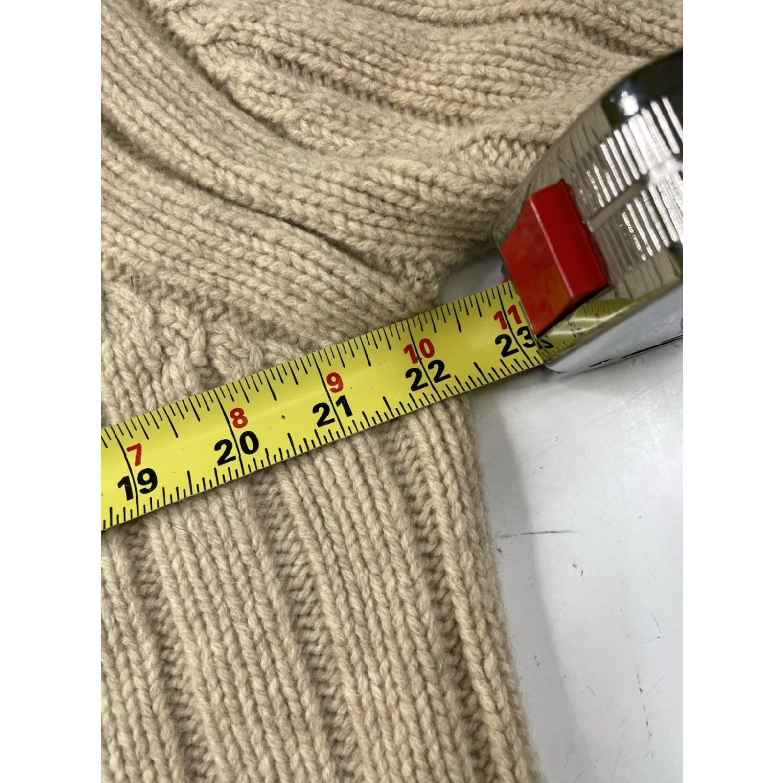 Vintage VINTAGE J Crew Sweater Men M V-Neck Lambswool Beige Ribbed Solid 100% Heavy Tan Beige Size US M / EU 48-50 / 2 - 7 Thumbnail