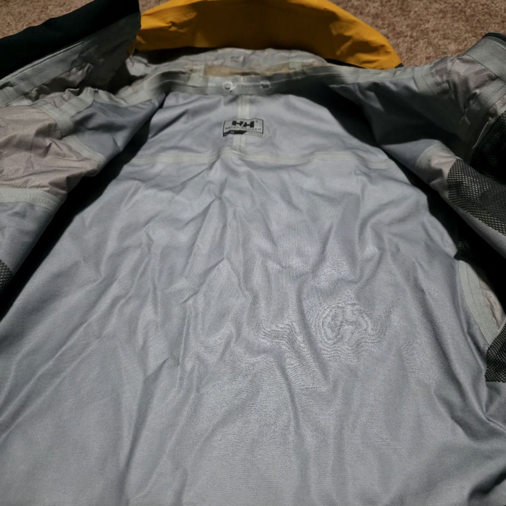 Helly Hansen Helly Hansen Tech Mens Medium Ski Jacket Waterproof Minor Flaws Size US M / EU 48-50 / 2 - 6 Thumbnail