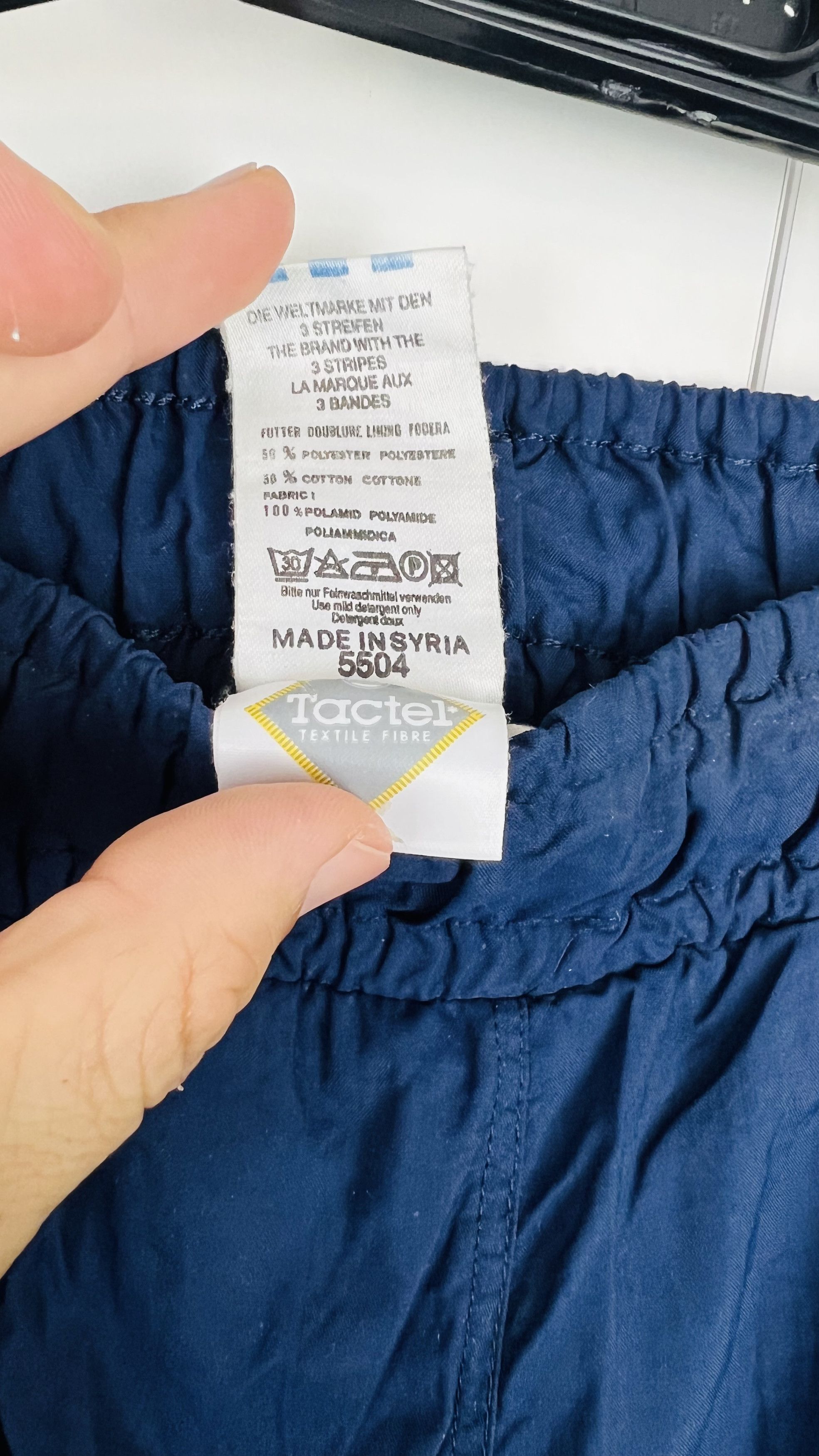 Adidas Adidas vintage short size M Size US 32 / EU 48 - 8 Thumbnail