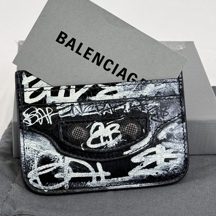 image of Balenciaga O1Rshd1 Size: Os / Card Holder In Black, Men's