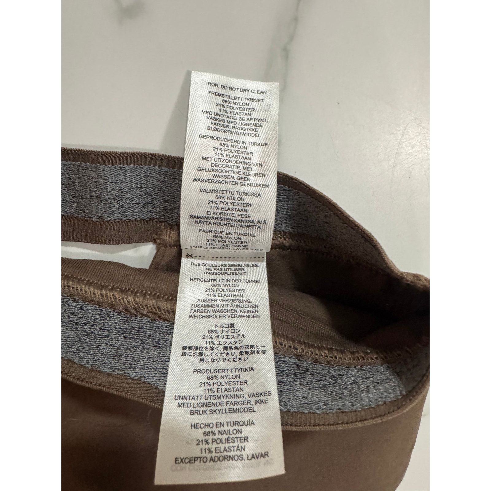 Gymshark GymShark Sports Bra Women's XS Brown NWOT Size XS / US 0-2 / IT 36-38 - 5 Thumbnail