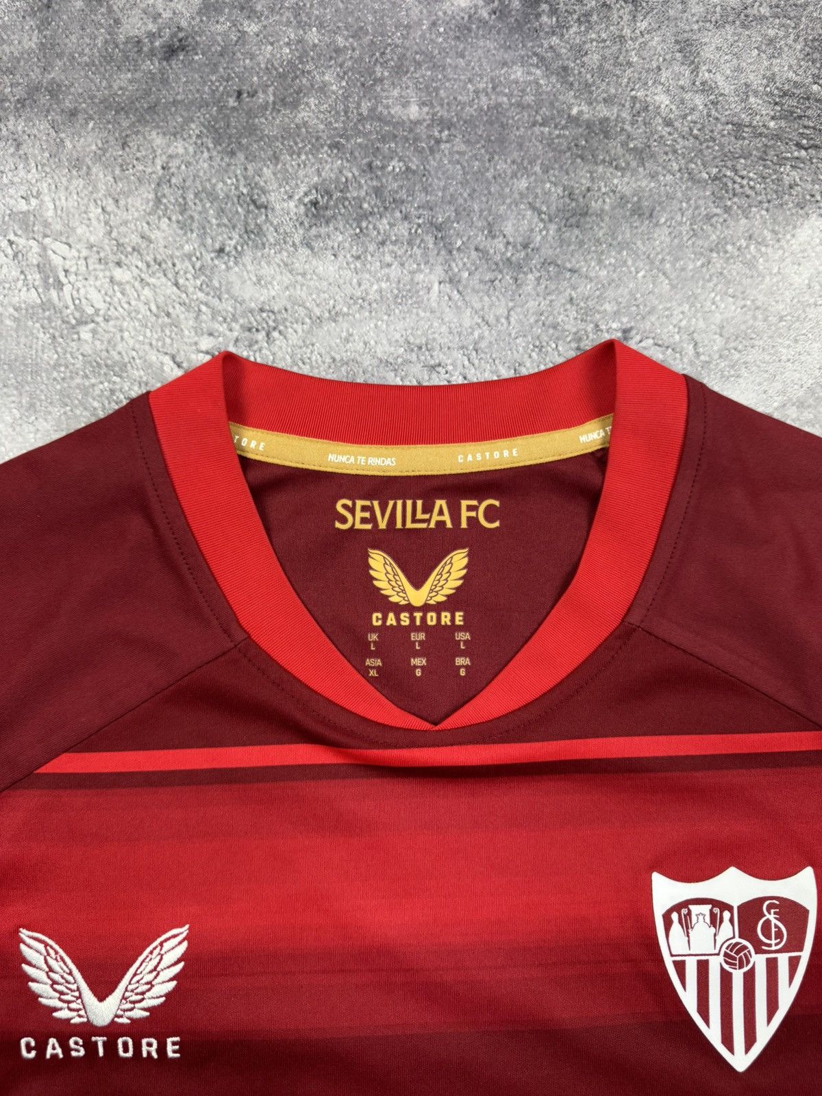 Castore 2022 Sevilla Away Football Jersey Mens Camiseta Trikot Sz L Size US L / EU 52-54 / 3 - 6 Thumbnail